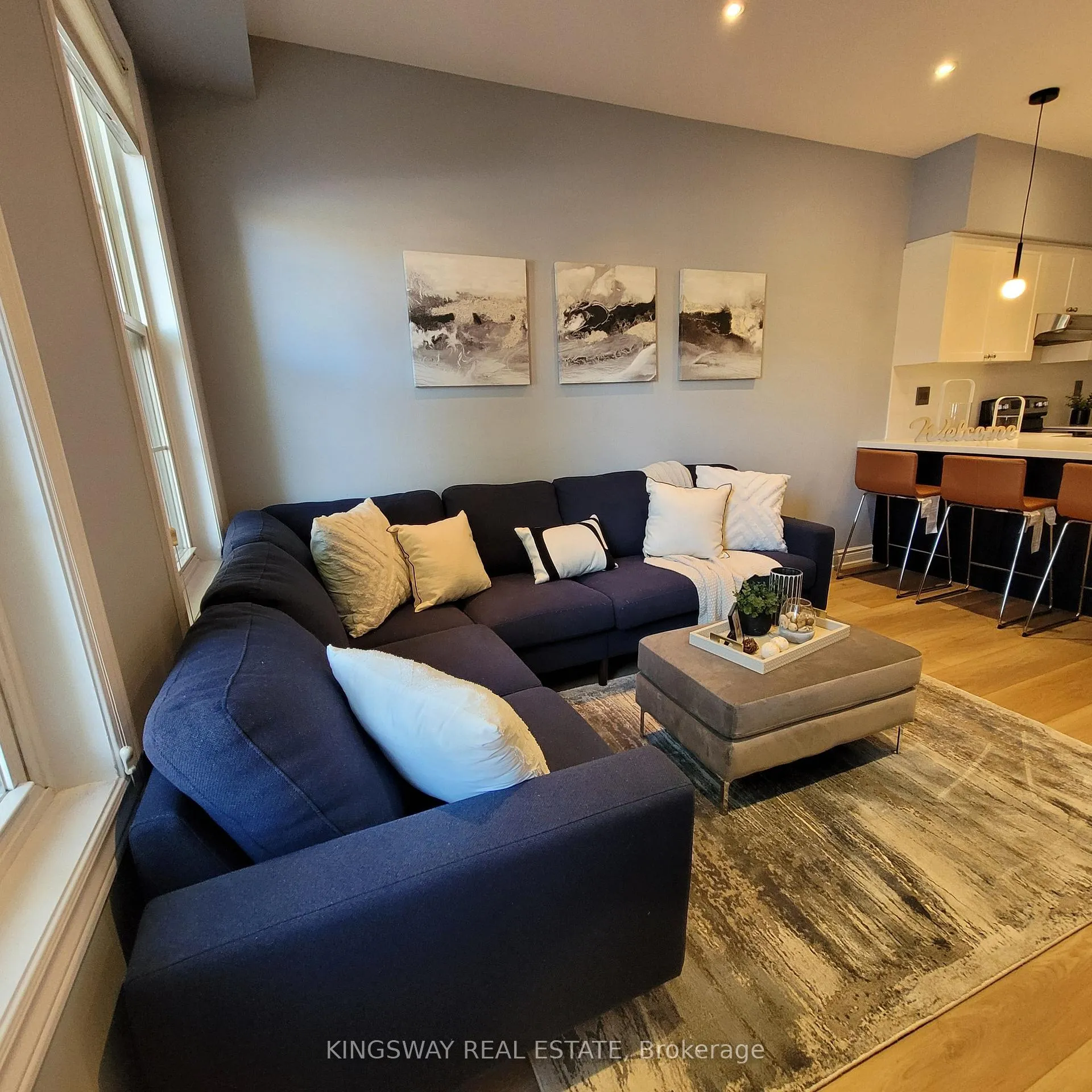 Photo 2 of 74B Coxwell Avenue, Toronto, Greenwood-Coxwell — HOMEH