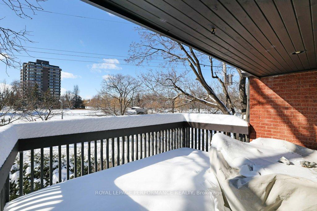 Photo 5 of 393 Echo Drive, Ottawa, Ottawa East — HOMEH