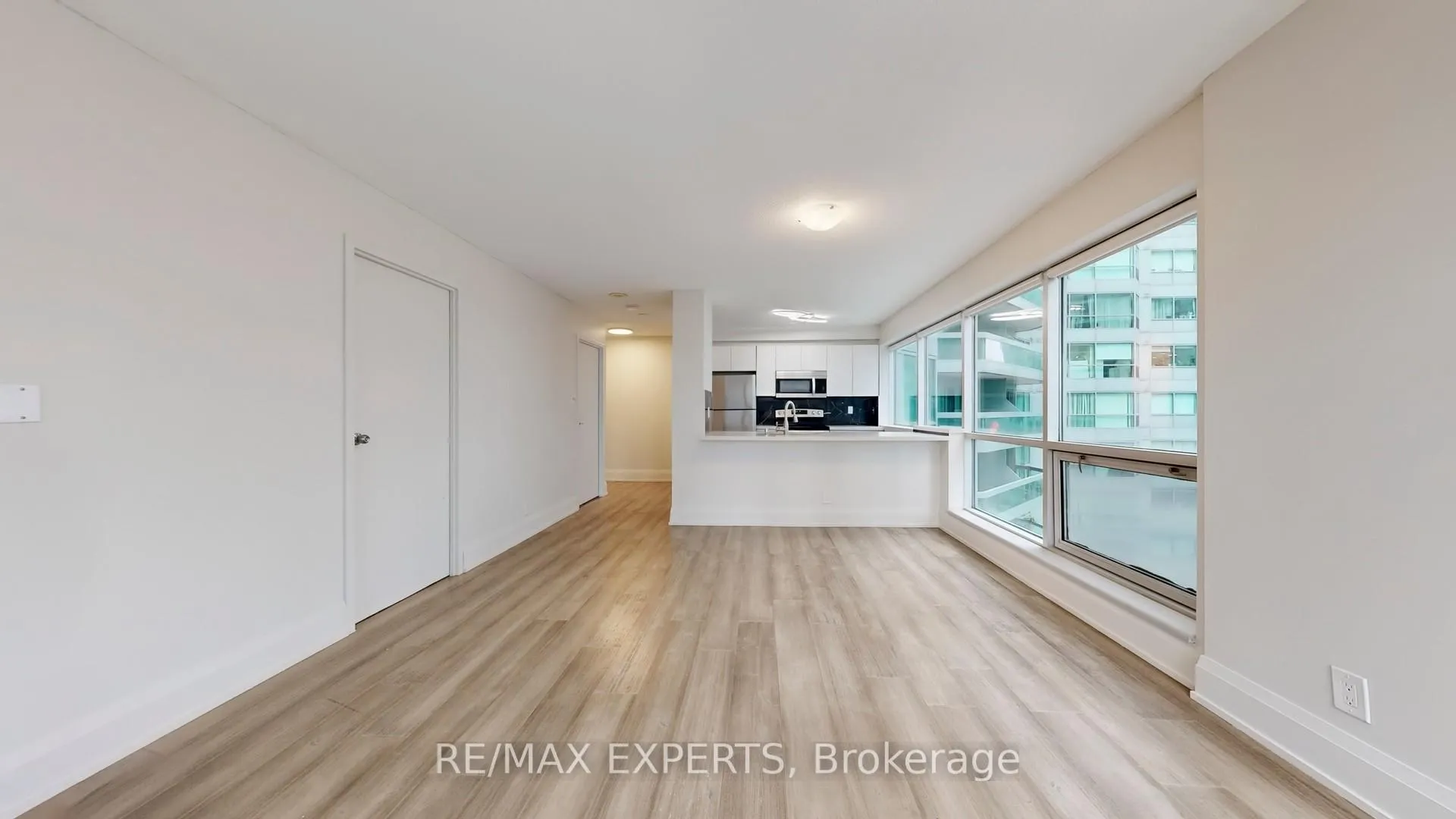 Photo 15 of Unit 1203, 10 Queens Quay W, Toronto, Waterfront Communities — HOMEH