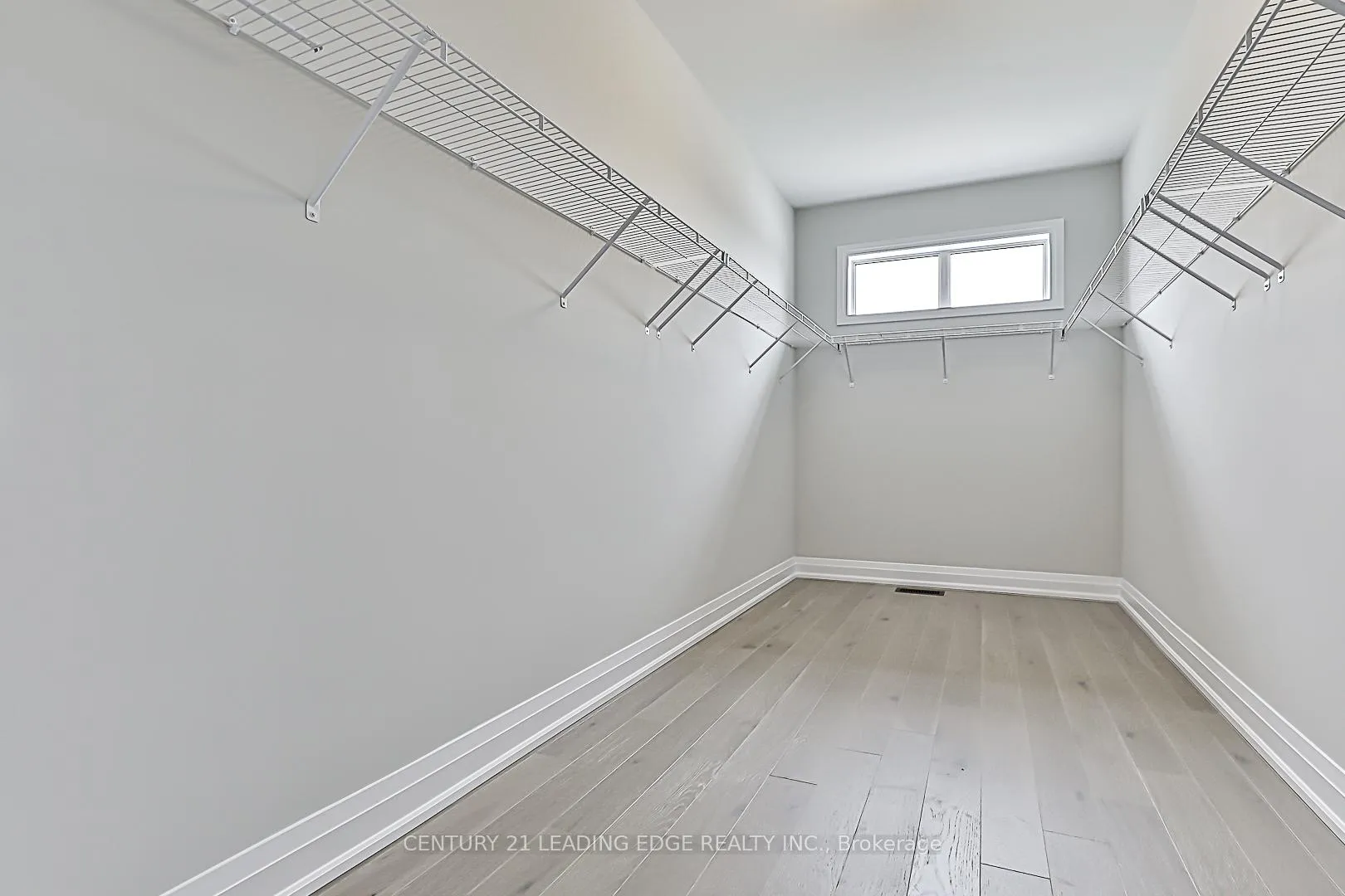 Photo 27 of 32 William Heath Court, Aurora, Aurora Highlands — HOMEH