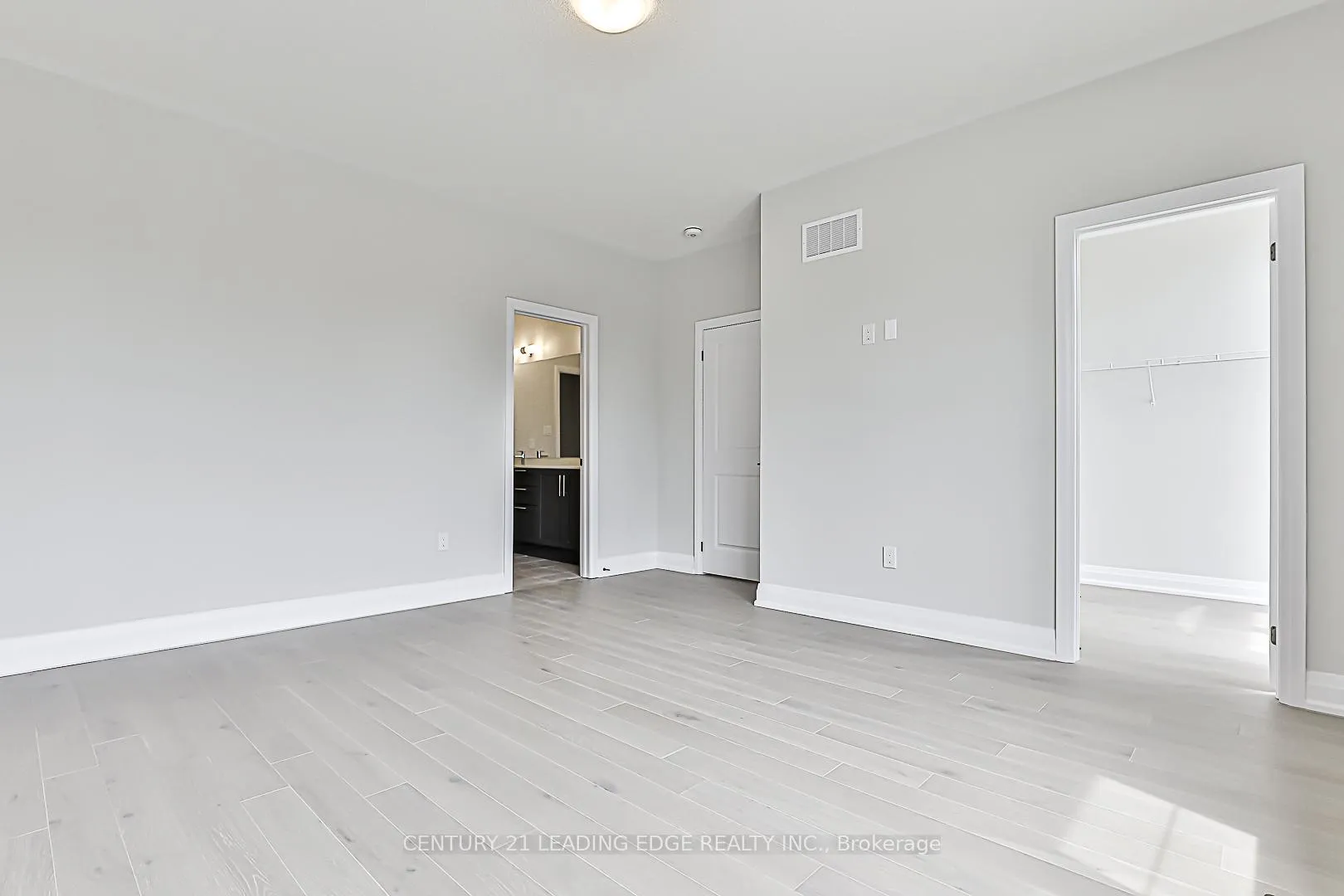 Photo 36 of 32 William Heath Court, Aurora, Aurora Highlands — HOMEH