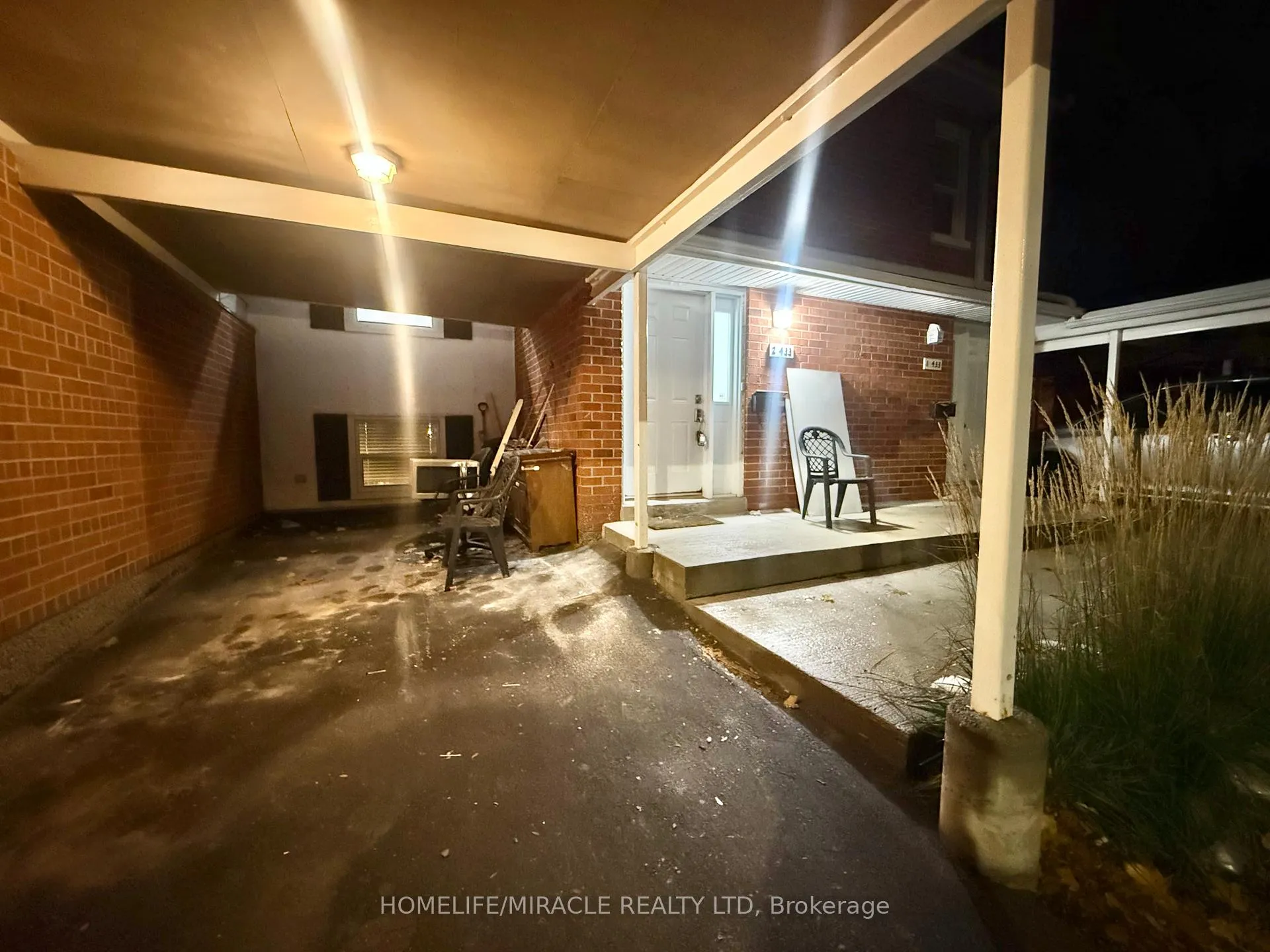Photo 1 of Unit 2, 433 Keats Way, Waterloo — HOMEH