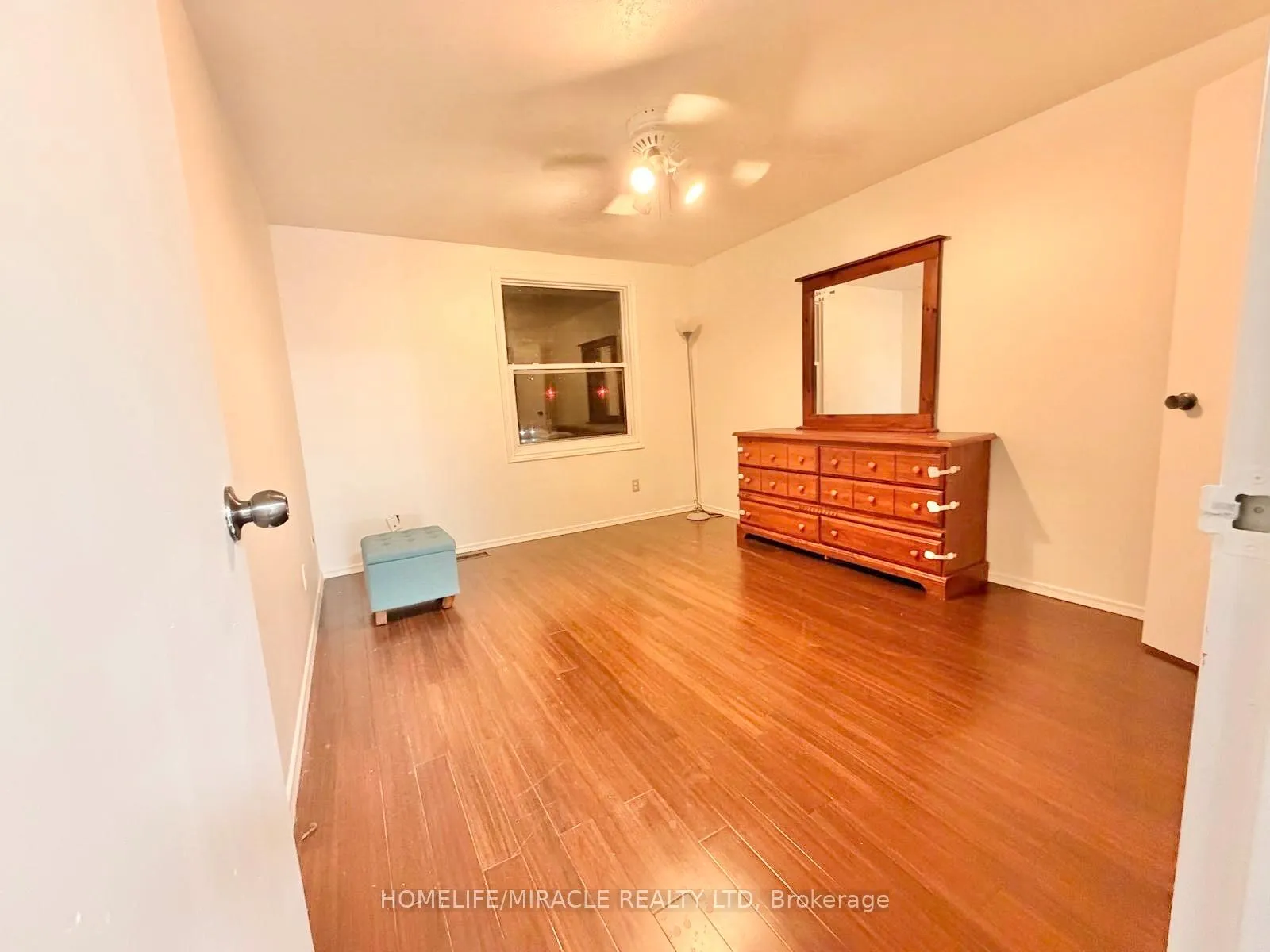 Photo 12 of Unit 2, 433 Keats Way, Waterloo — HOMEH