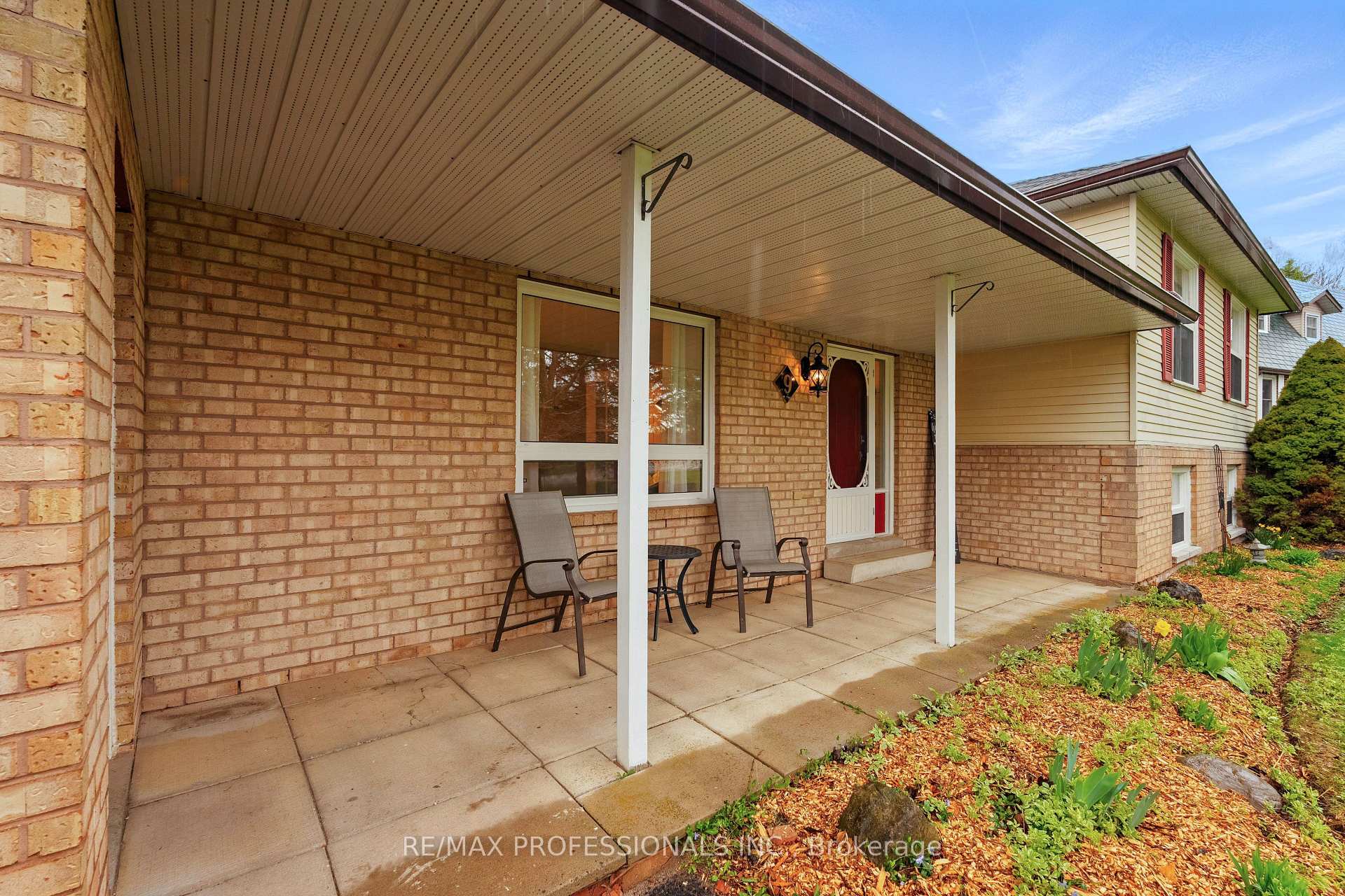 Photo 3 of 9 Sandalwood Drive, Erin, Rural Erin — HOMEH