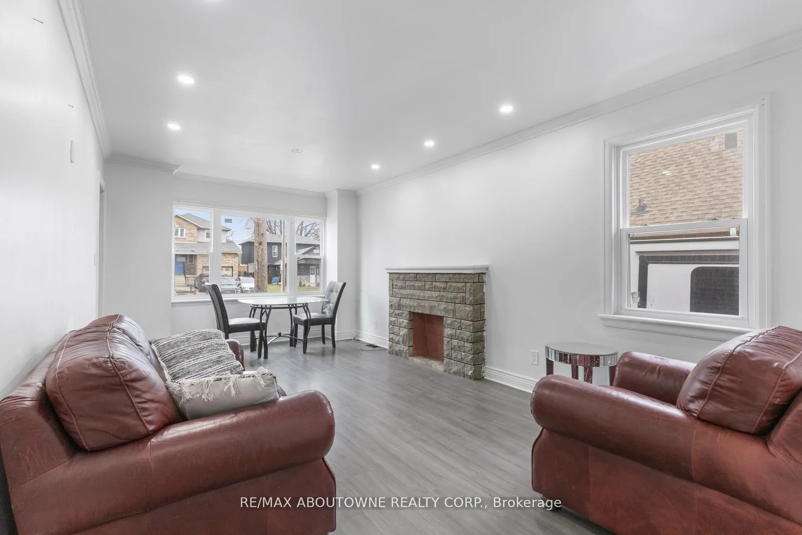 Photo 2 of Unit Upper, 559 Upper Sherman Avenue, Hamilton, Eastmount — HOMEH
