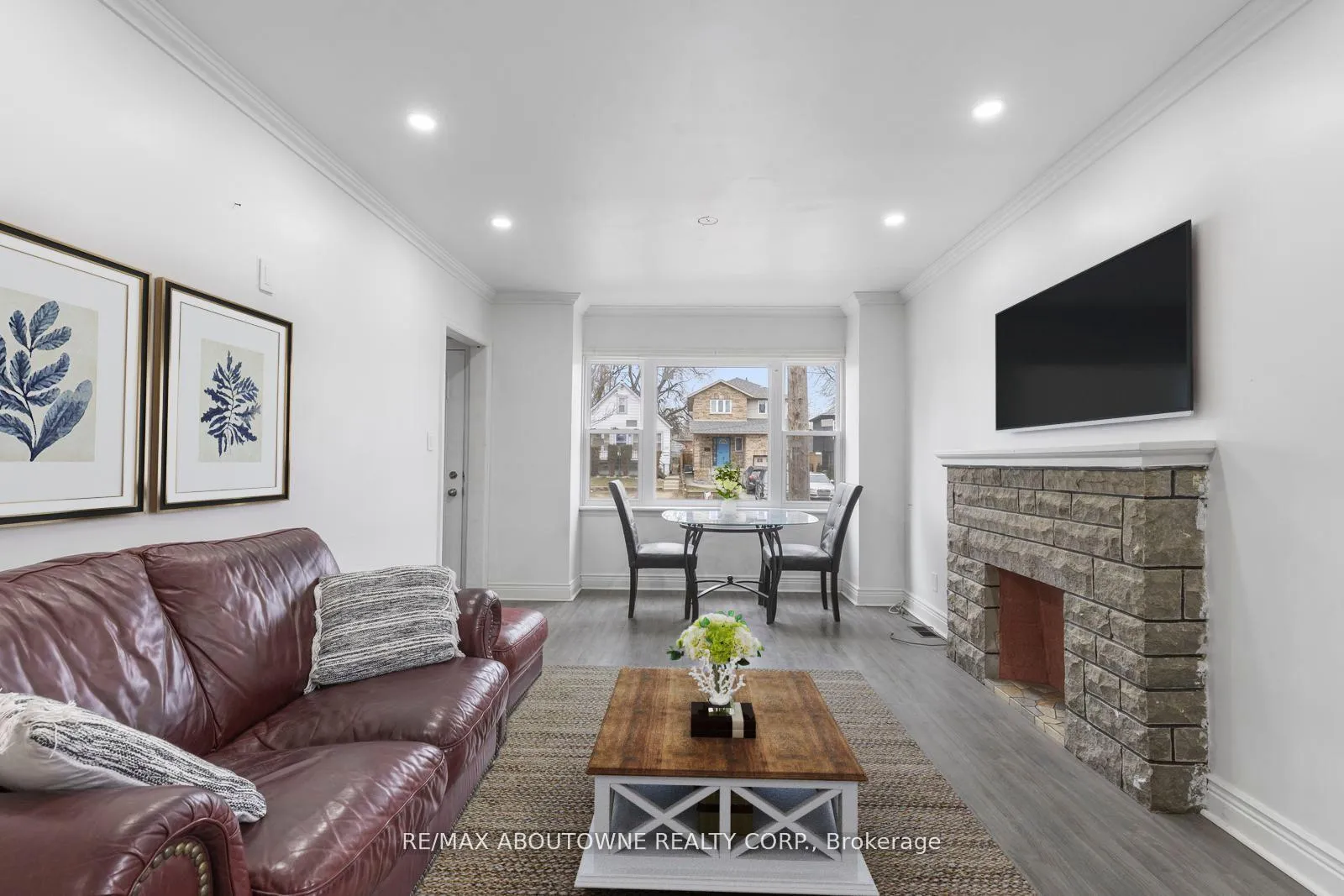 Photo 4 of Unit Upper, 559 Upper Sherman Avenue, Hamilton, Eastmount — HOMEH