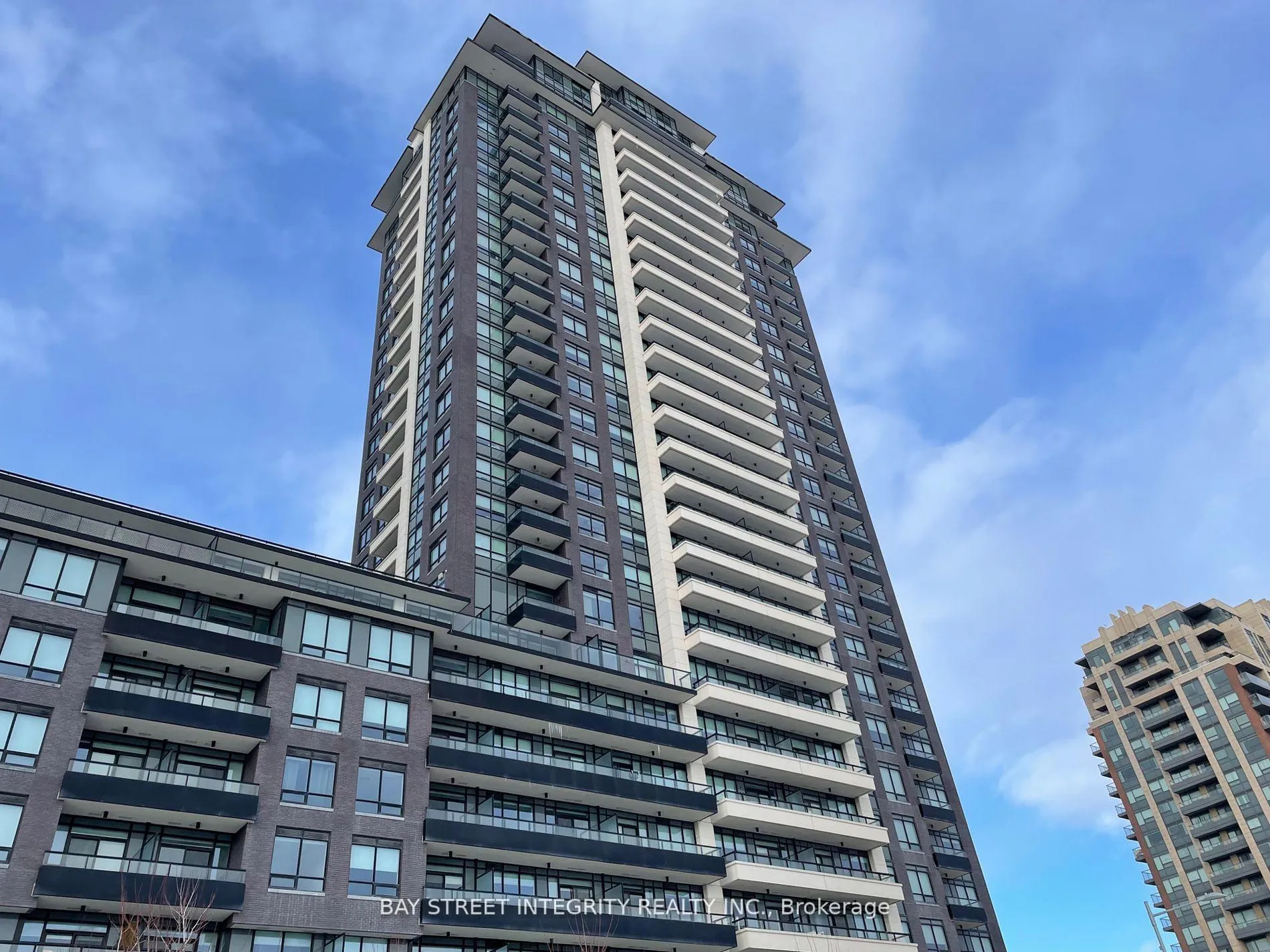 Photo 1 of Unit 320, 15 Water Walk Drive, Markham, Unionville — HOMEH