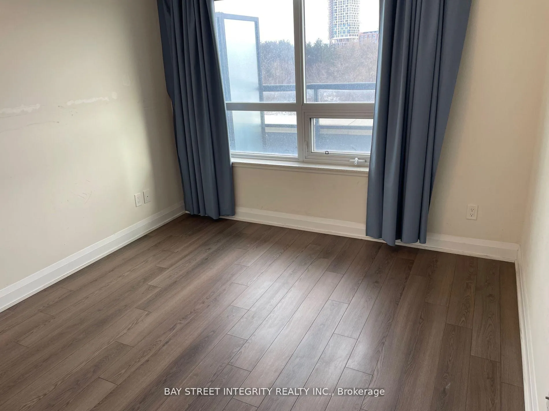 Photo 3 of Unit 320, 15 Water Walk Drive, Markham, Unionville — HOMEH