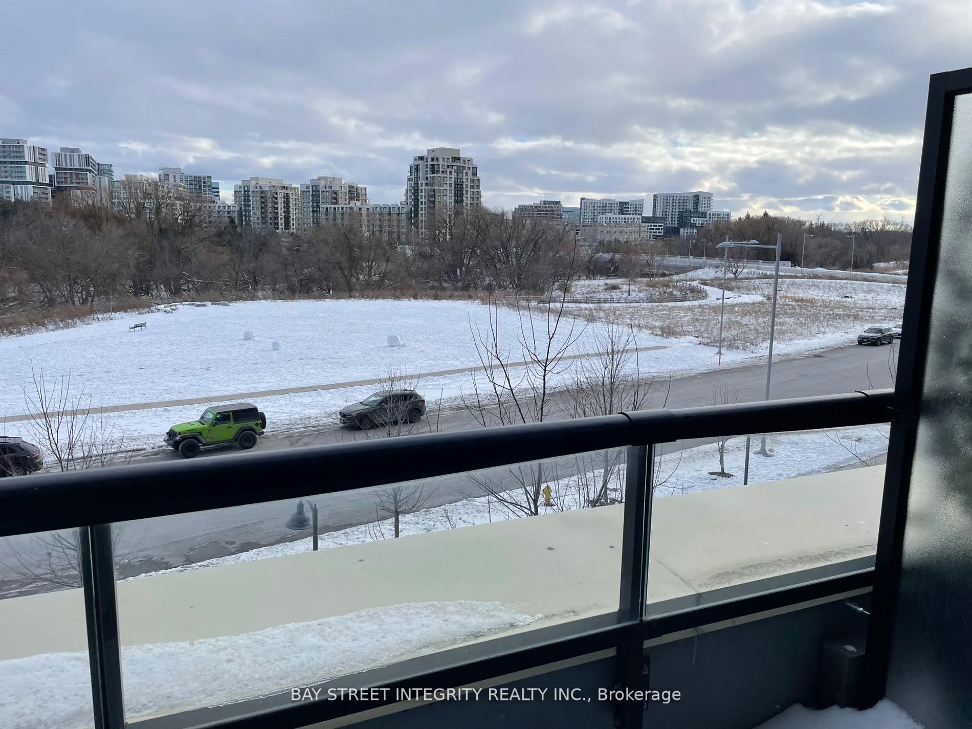Photo 10 of Unit 320, 15 Water Walk Drive, Markham, Unionville — HOMEH