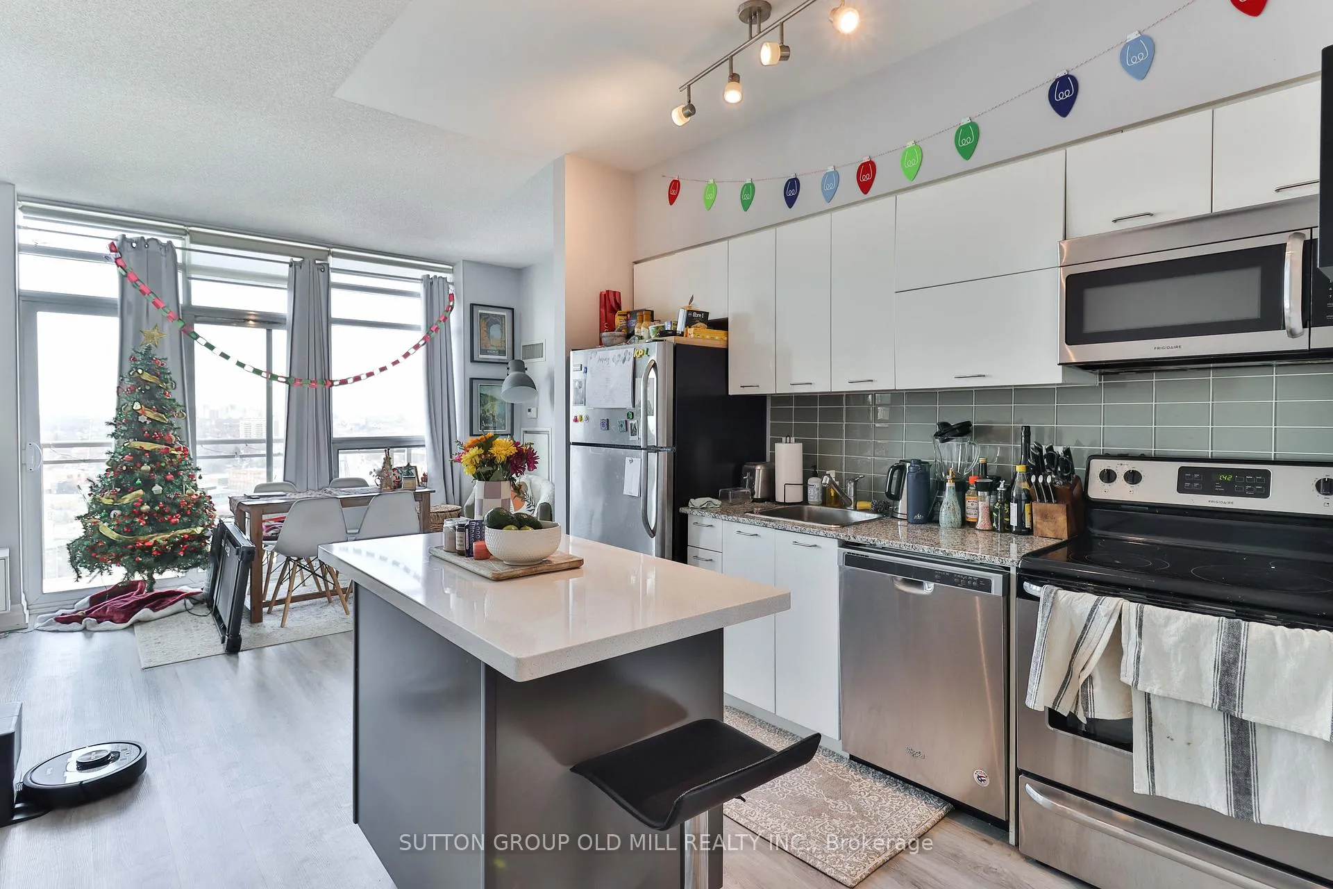 Photo 1 of Unit 2212, 38 Joe Shuster Way, Toronto, Niagara — HOMEH