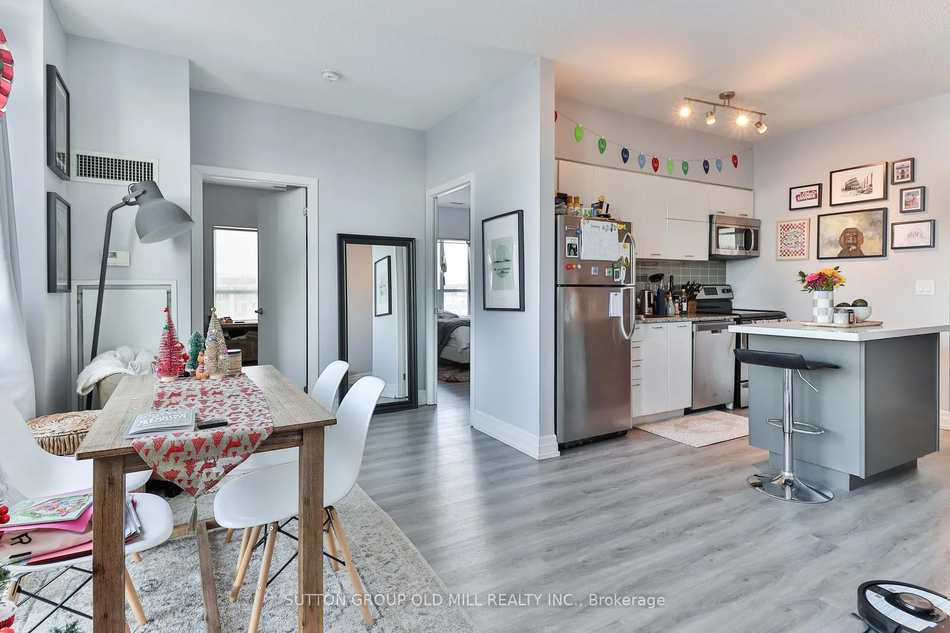 Photo 10 of Unit 2212, 38 Joe Shuster Way, Toronto, Niagara — HOMEH