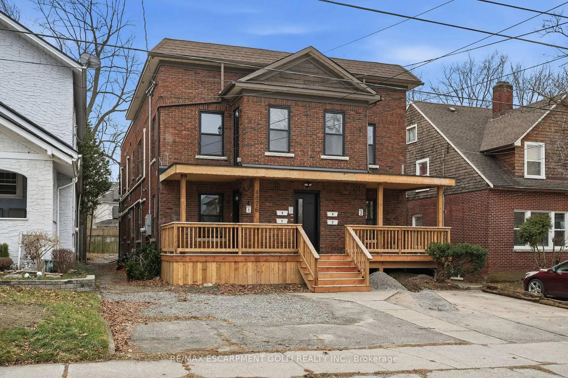 Front of Unit 1, 4876 Simcoe Street