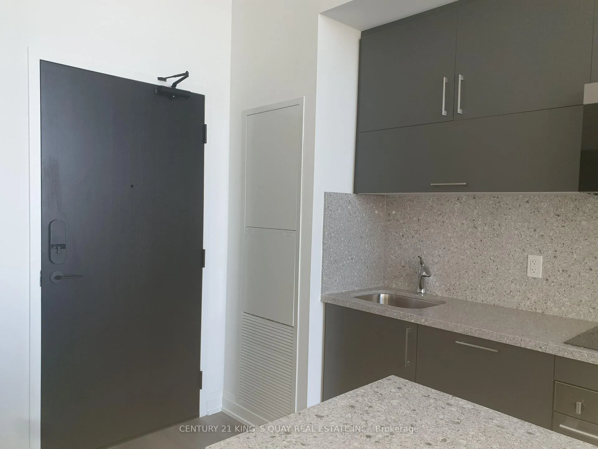 Photo 2 of Unit PH10, 38 Andre De Grasse Street, Markham, Unionville — HOMEH