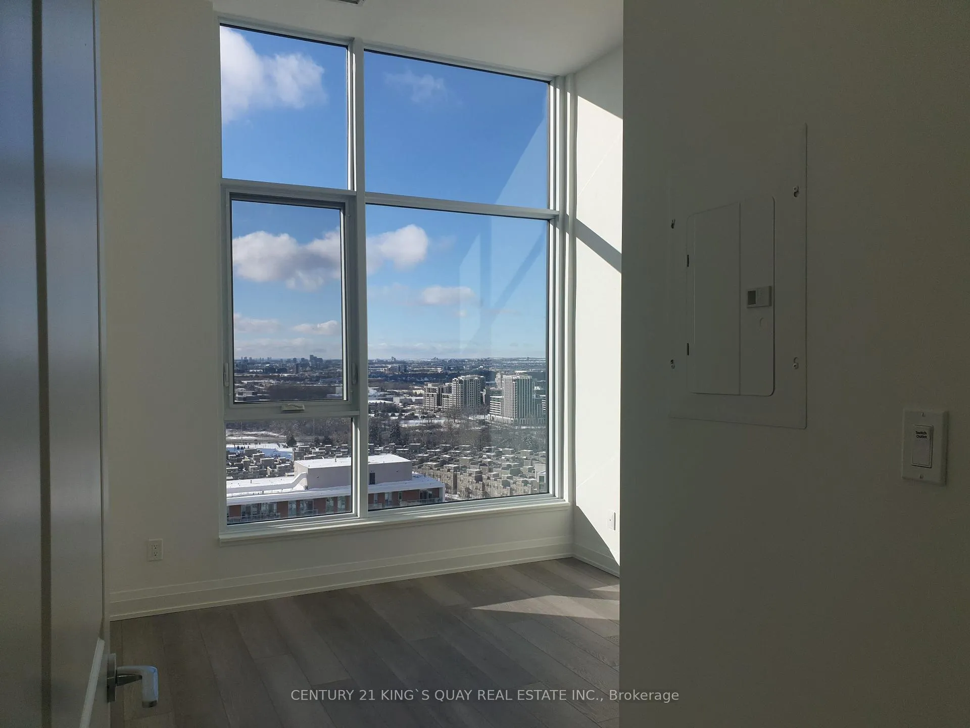 Photo 11 of Unit PH10, 38 Andre De Grasse Street, Markham, Unionville — HOMEH