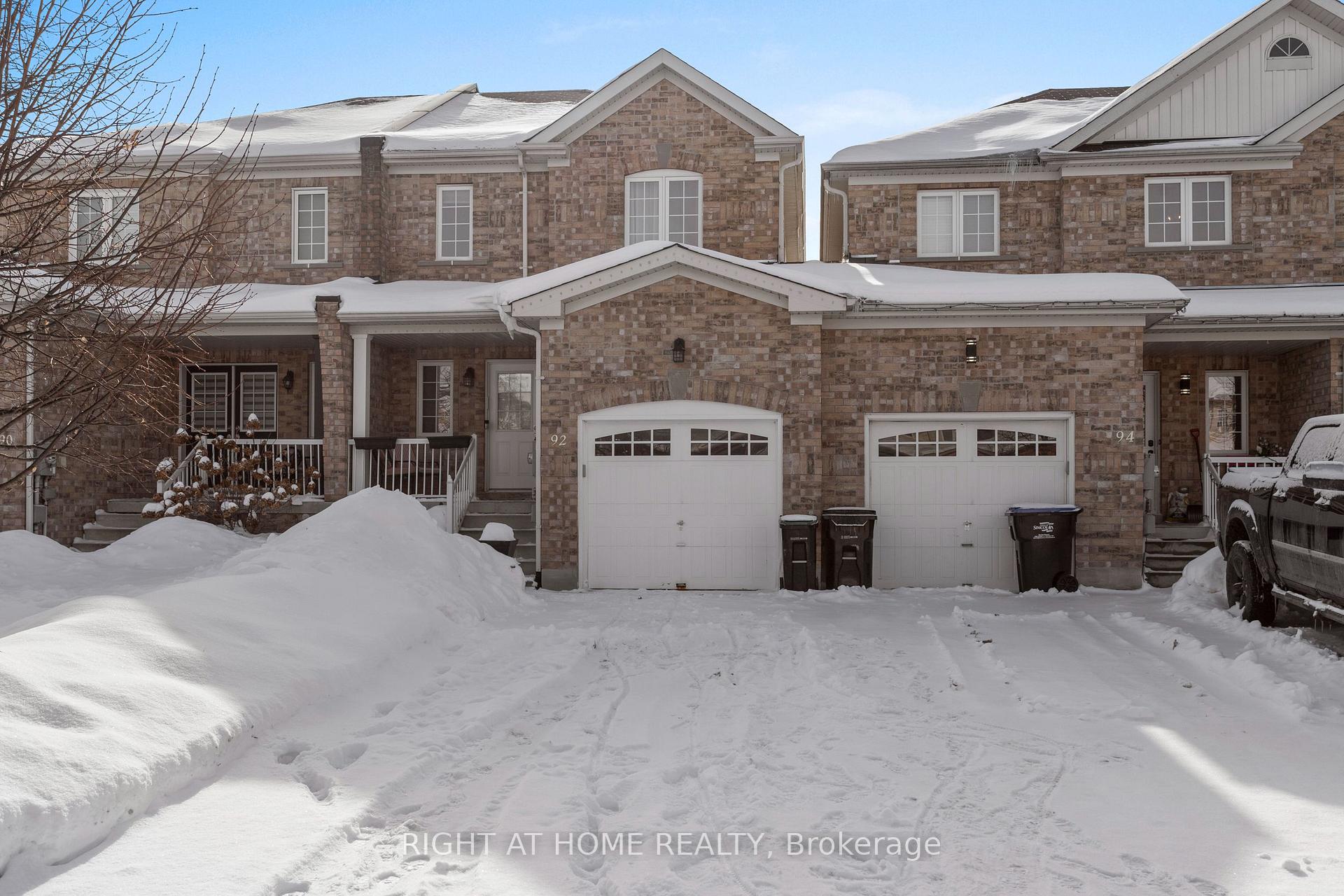 Photo 2 of 92 Stonemount Crescent, Essa, Angus — HOMEH