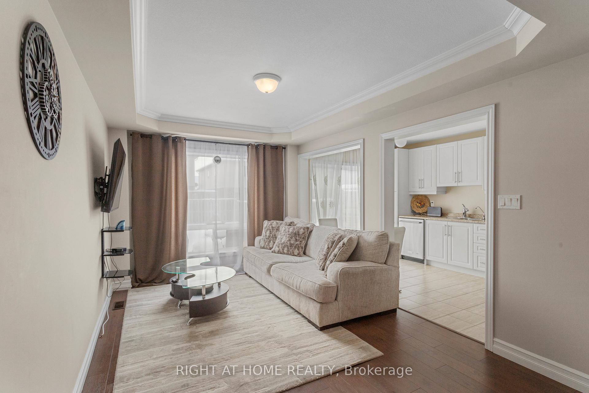 Photo 5 of 92 Stonemount Crescent, Essa, Angus — HOMEH