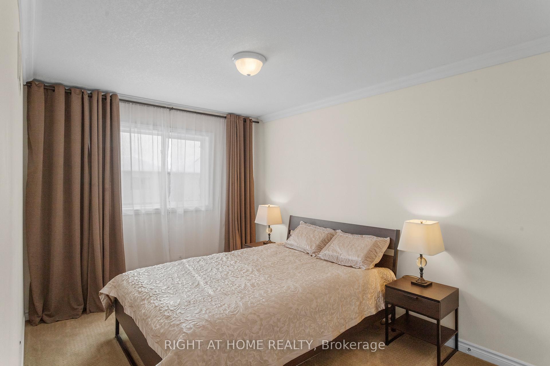 Photo 10 of 92 Stonemount Crescent, Essa, Angus — HOMEH