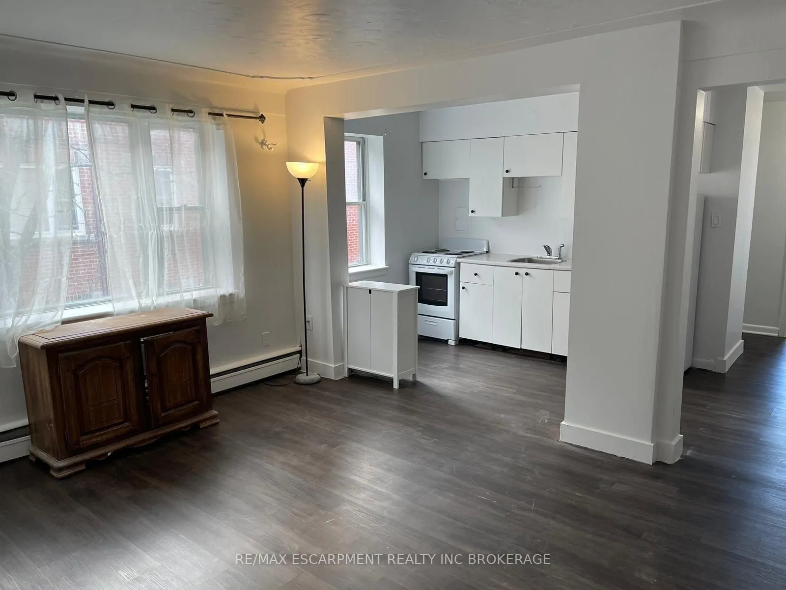 Photo 10 of 5 Applewood Avenue, Hamilton, Stoney Creek — HOMEH