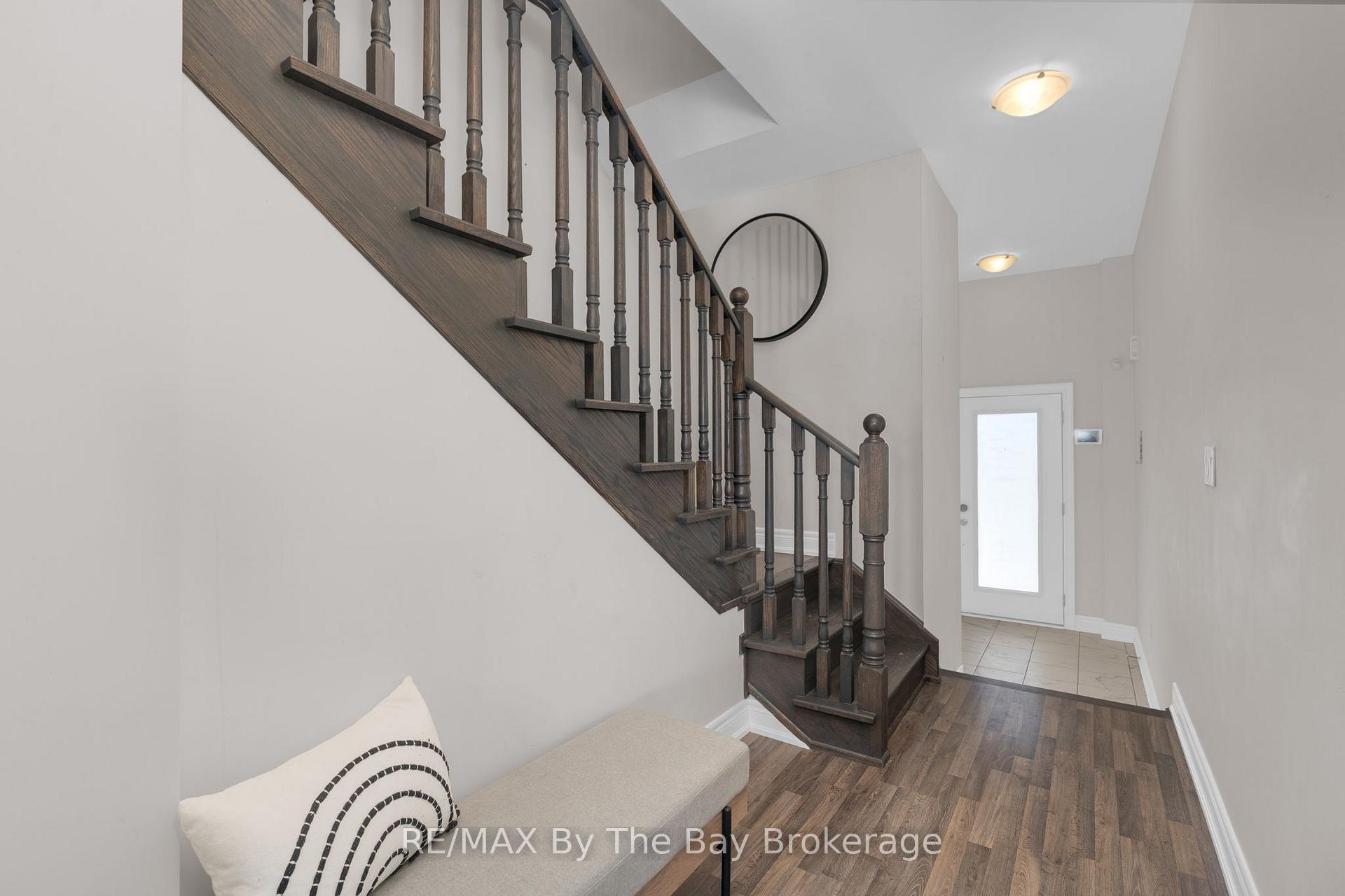 Photo 3 of 246 Atkinson Street, Clearview, Stayner — HOMEH