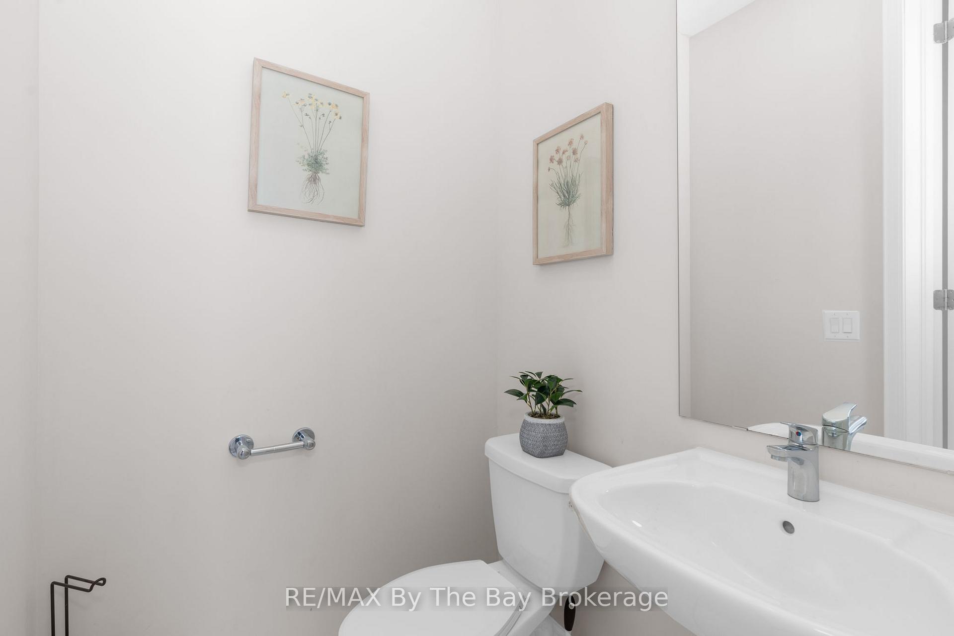 Photo 5 of 246 Atkinson Street, Clearview, Stayner — HOMEH