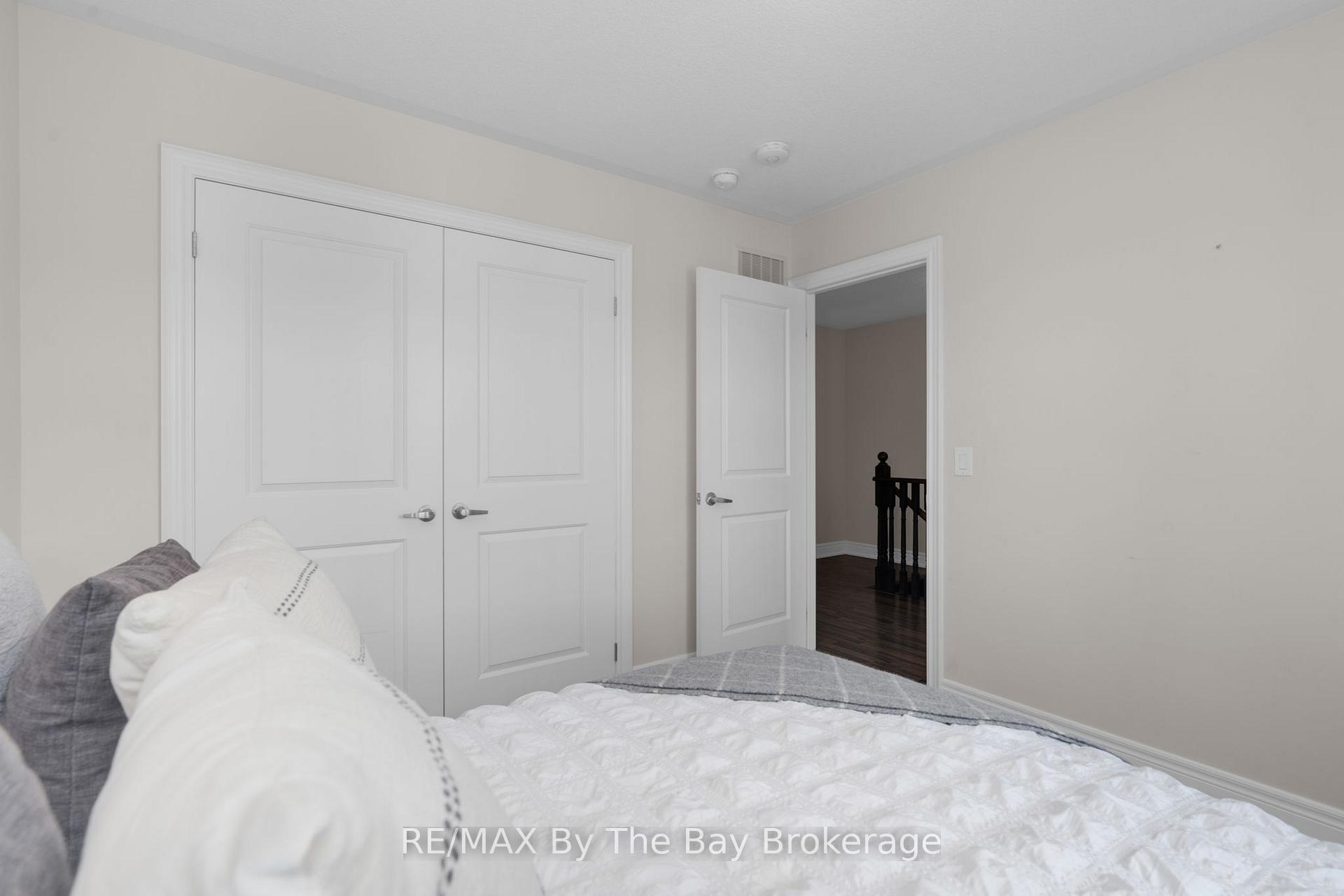 Photo 19 of 246 Atkinson Street, Clearview, Stayner — HOMEH