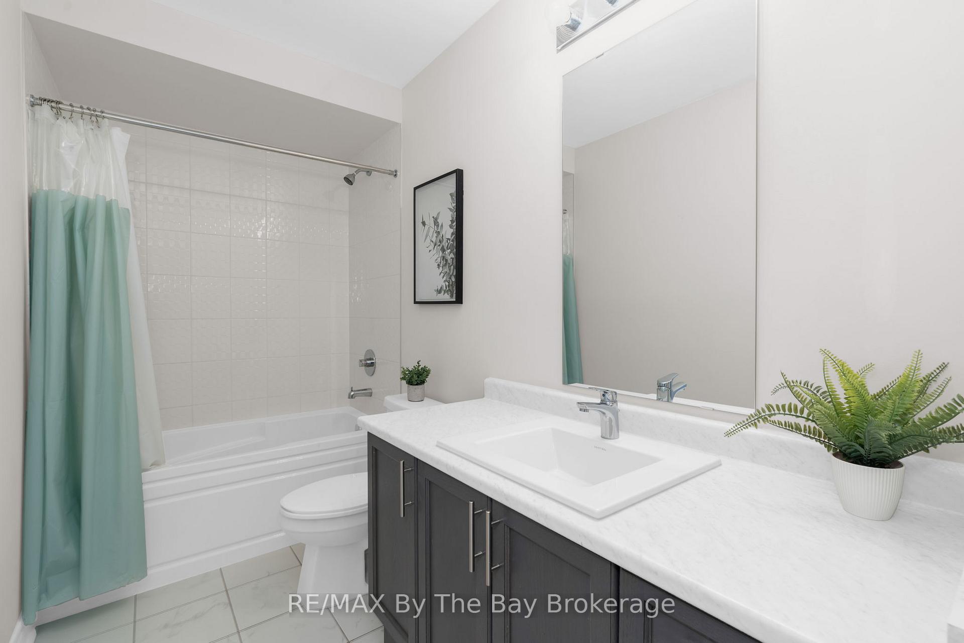 Photo 20 of 246 Atkinson Street, Clearview, Stayner — HOMEH