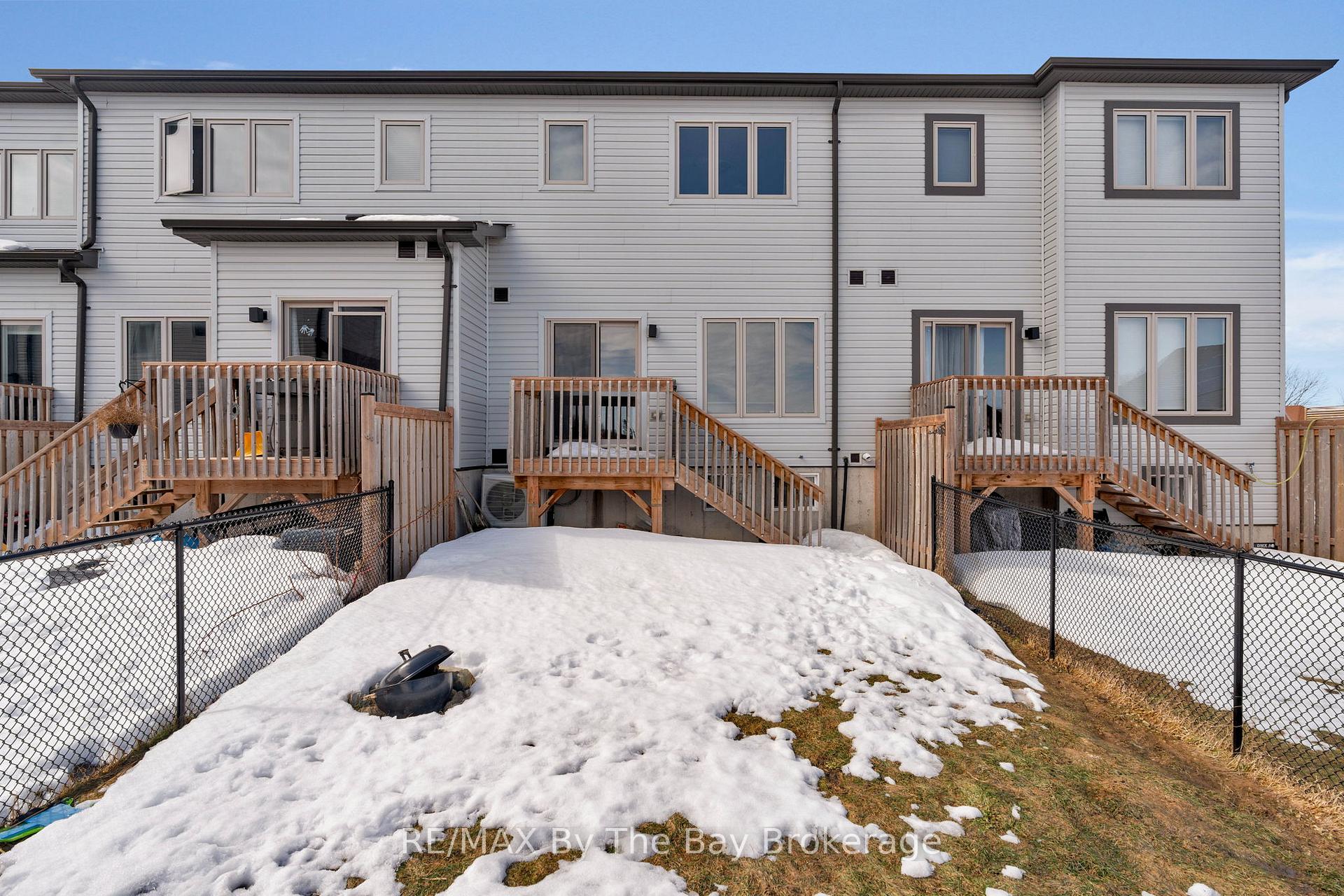 Photo 23 of 246 Atkinson Street, Clearview, Stayner — HOMEH