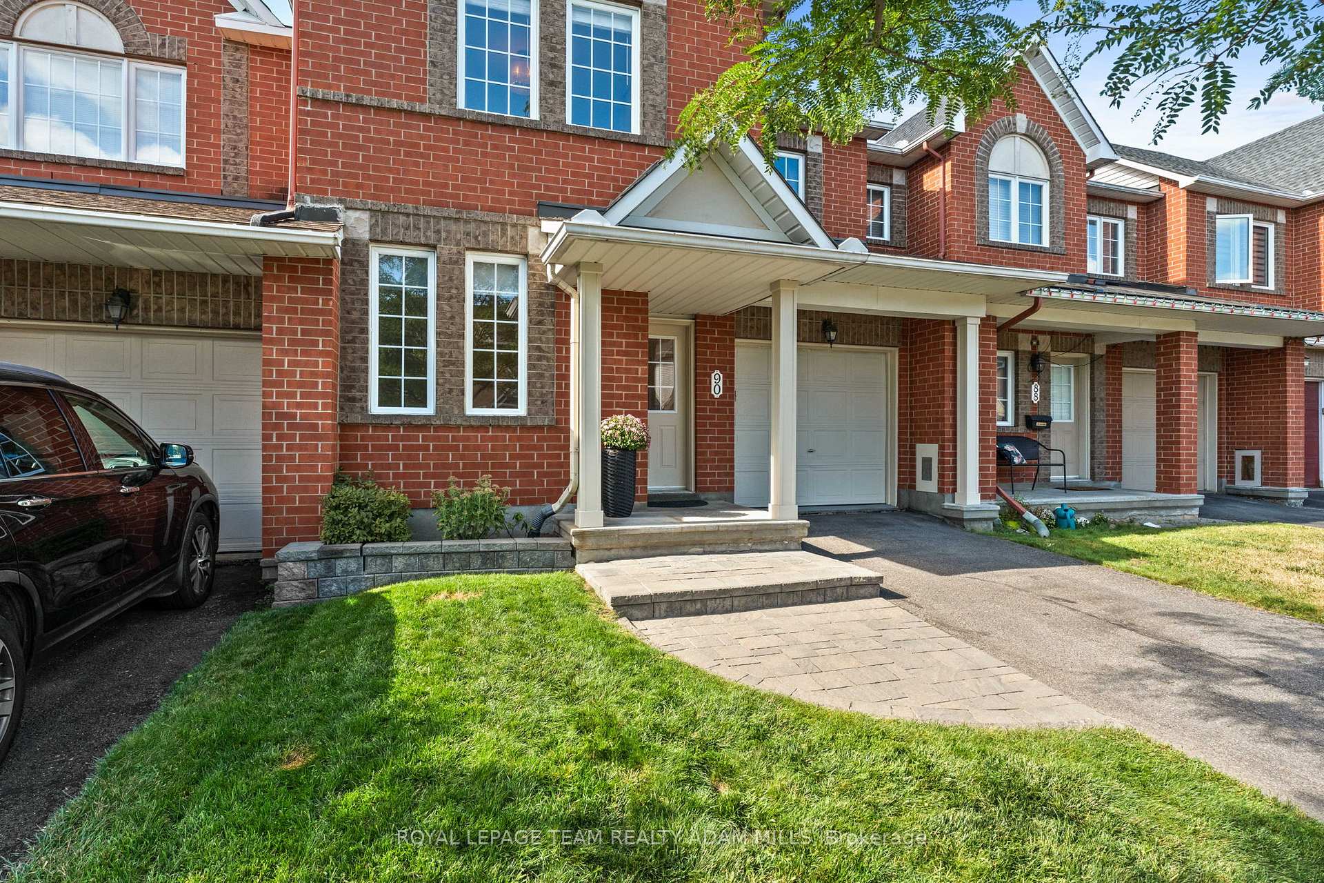Photo 3 of 90 Hathaway Drive, Ottawa, Barrhaven East — HOMEH