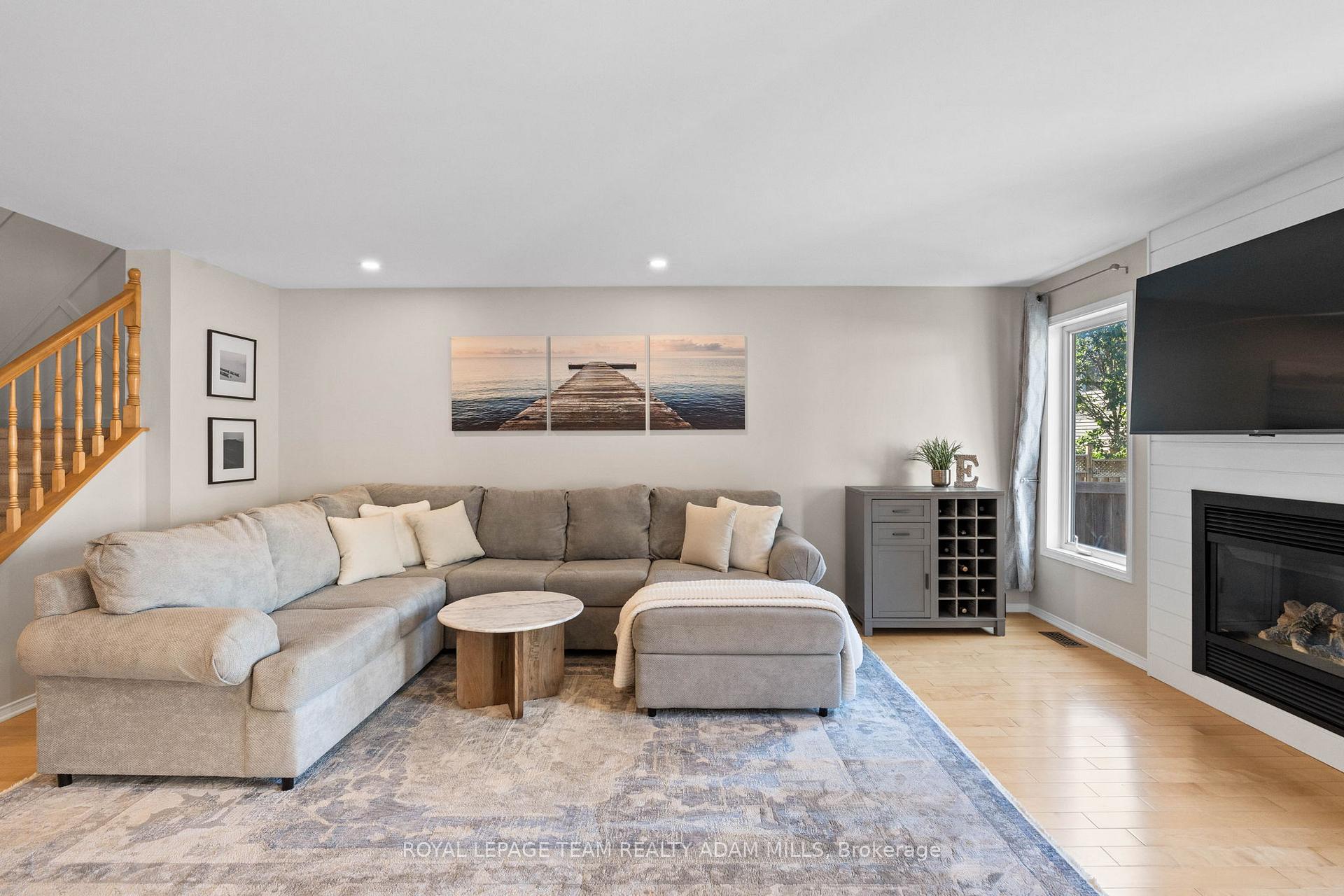 Photo 9 of 90 Hathaway Drive, Ottawa, Barrhaven East — HOMEH