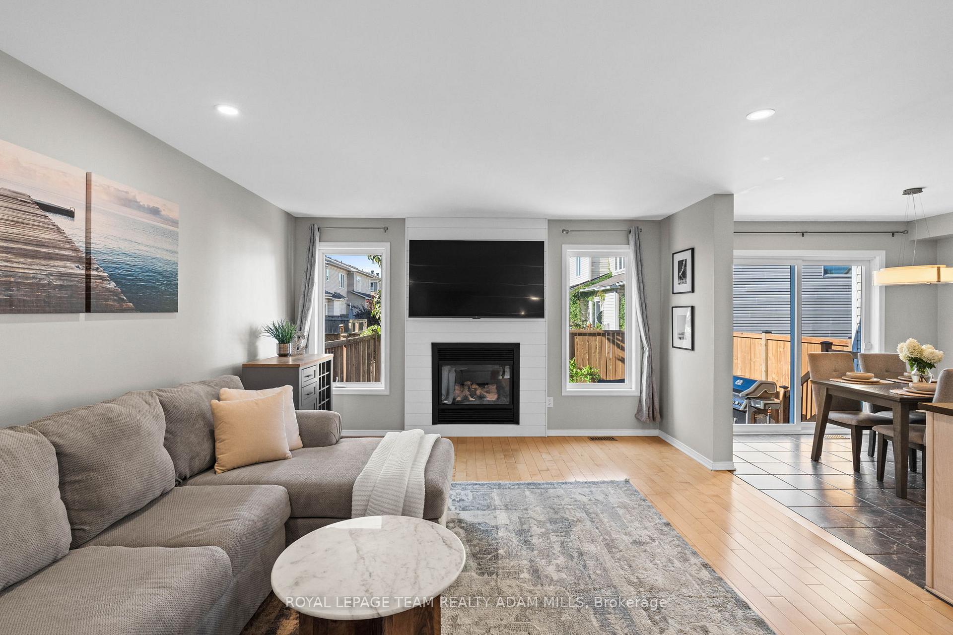 Photo 10 of 90 Hathaway Drive, Ottawa, Barrhaven East — HOMEH