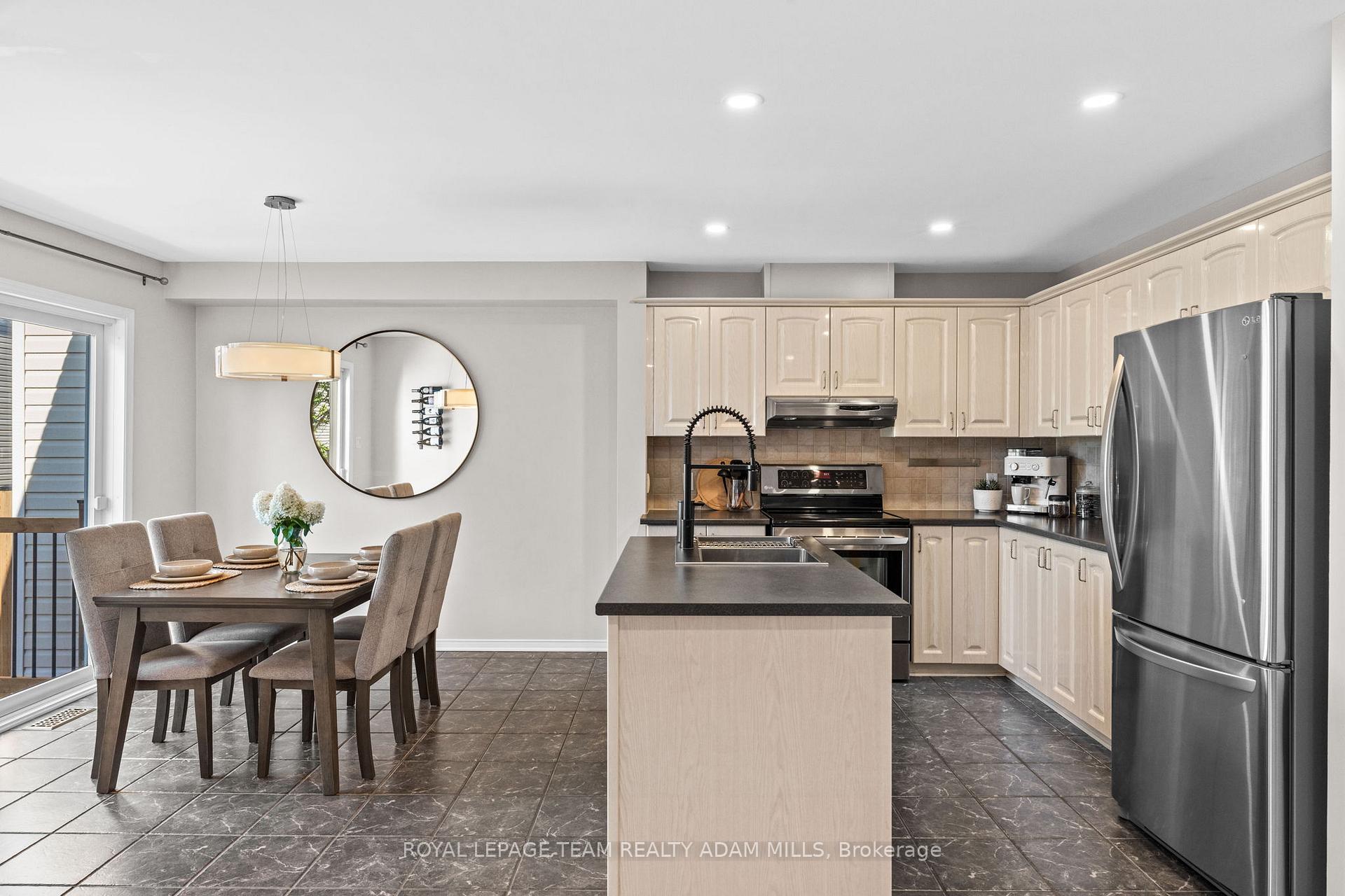 Photo 13 of 90 Hathaway Drive, Ottawa, Barrhaven East — HOMEH
