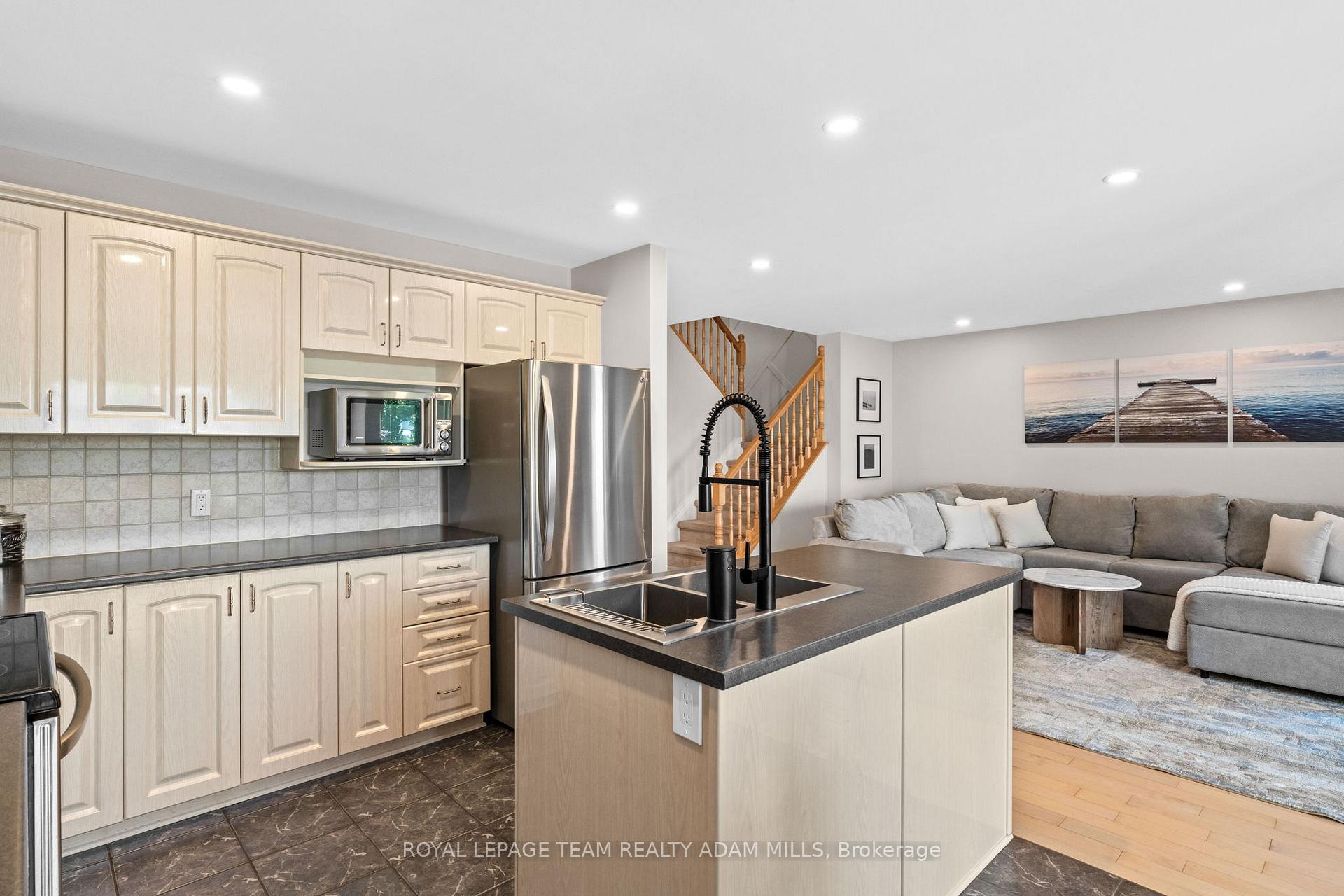 Photo 16 of 90 Hathaway Drive, Ottawa, Barrhaven East — HOMEH