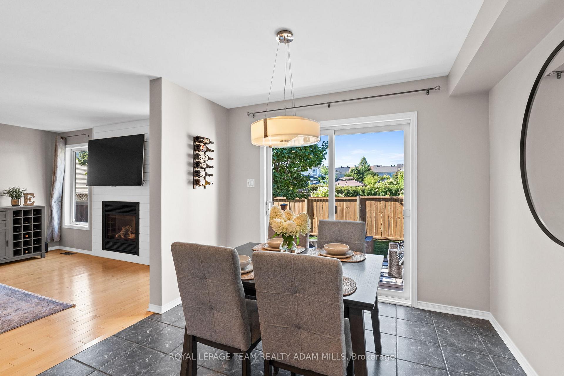 Photo 19 of 90 Hathaway Drive, Ottawa, Barrhaven East — HOMEH