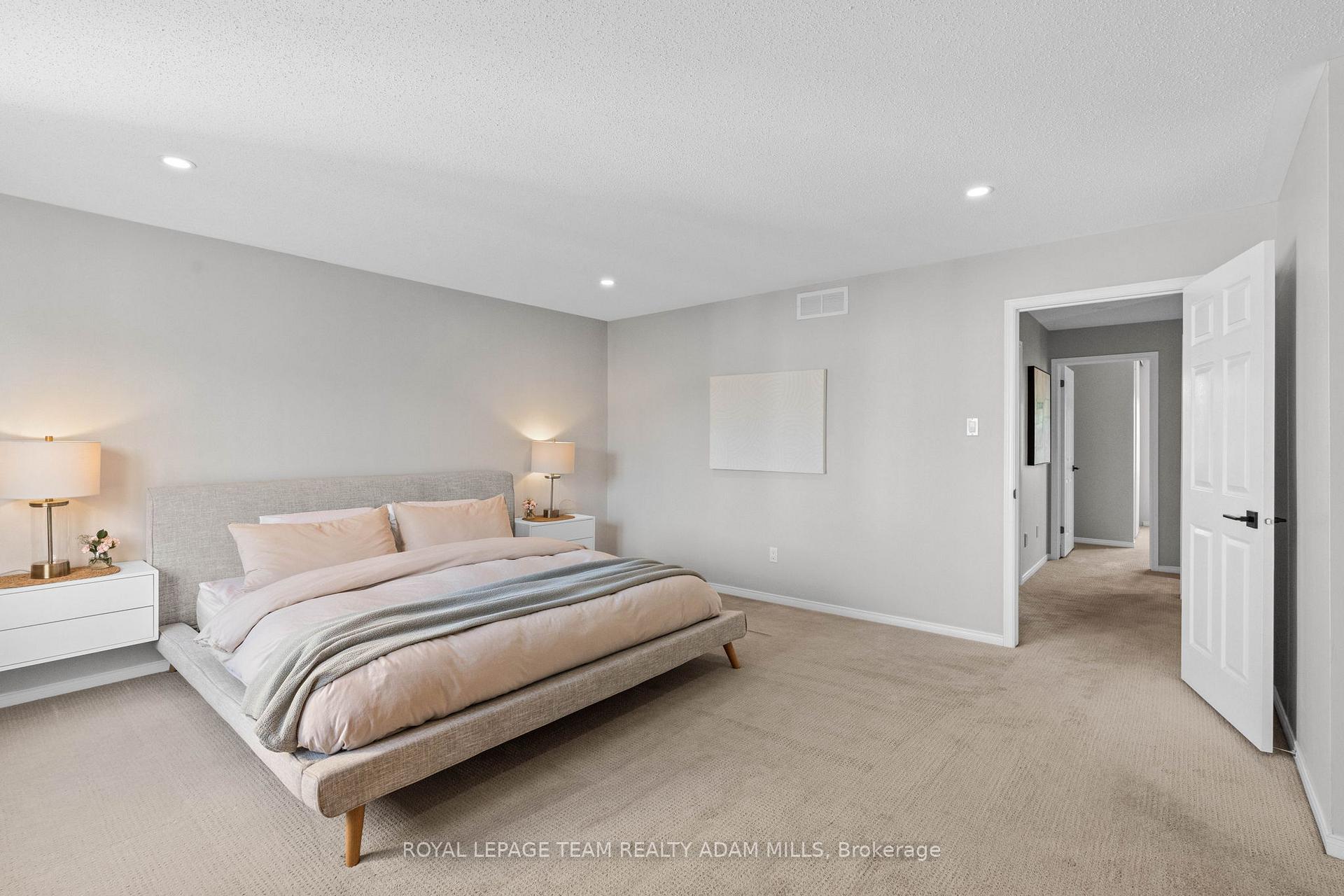 Photo 23 of 90 Hathaway Drive, Ottawa, Barrhaven East — HOMEH
