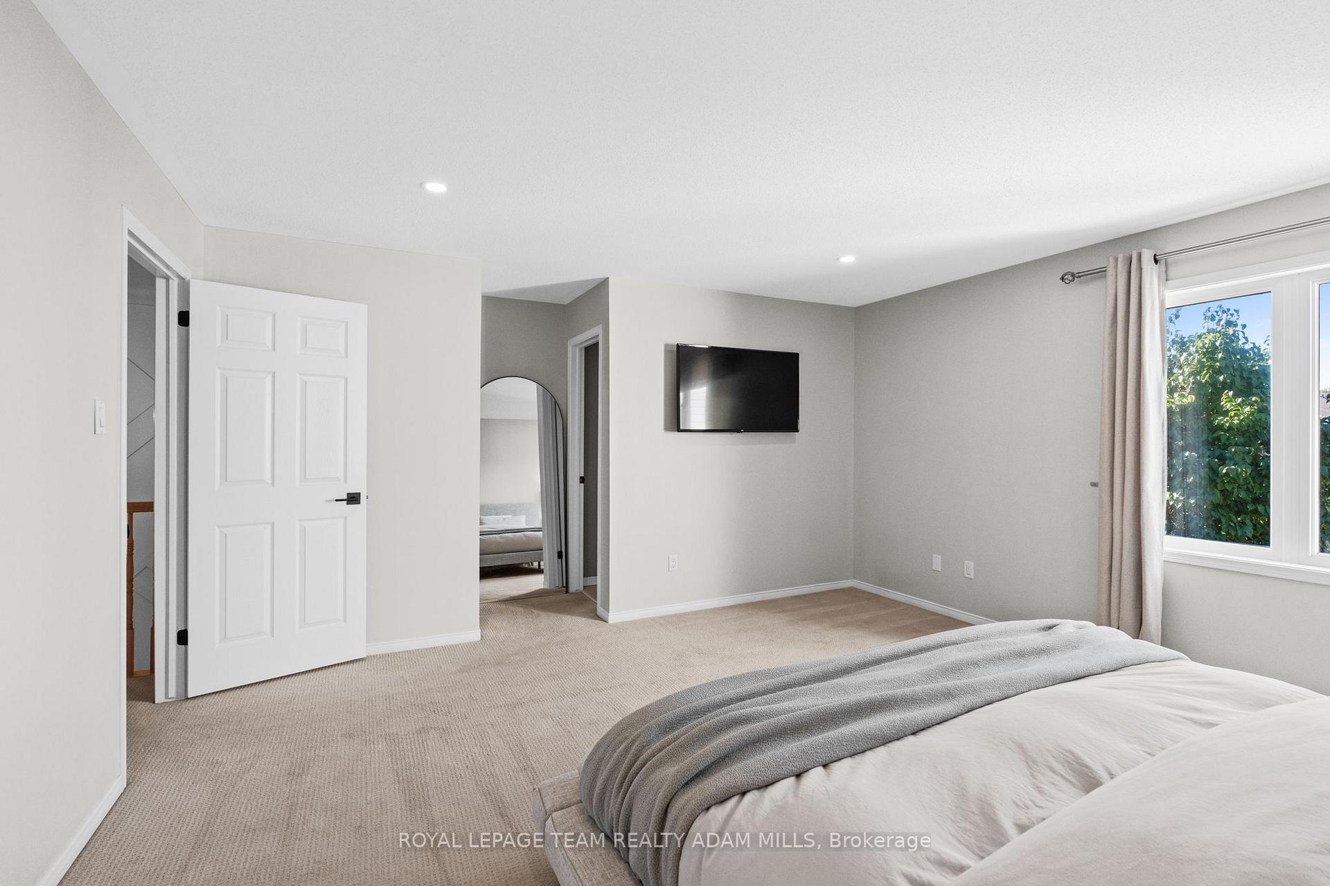 Photo 25 of 90 Hathaway Drive, Ottawa, Barrhaven East — HOMEH