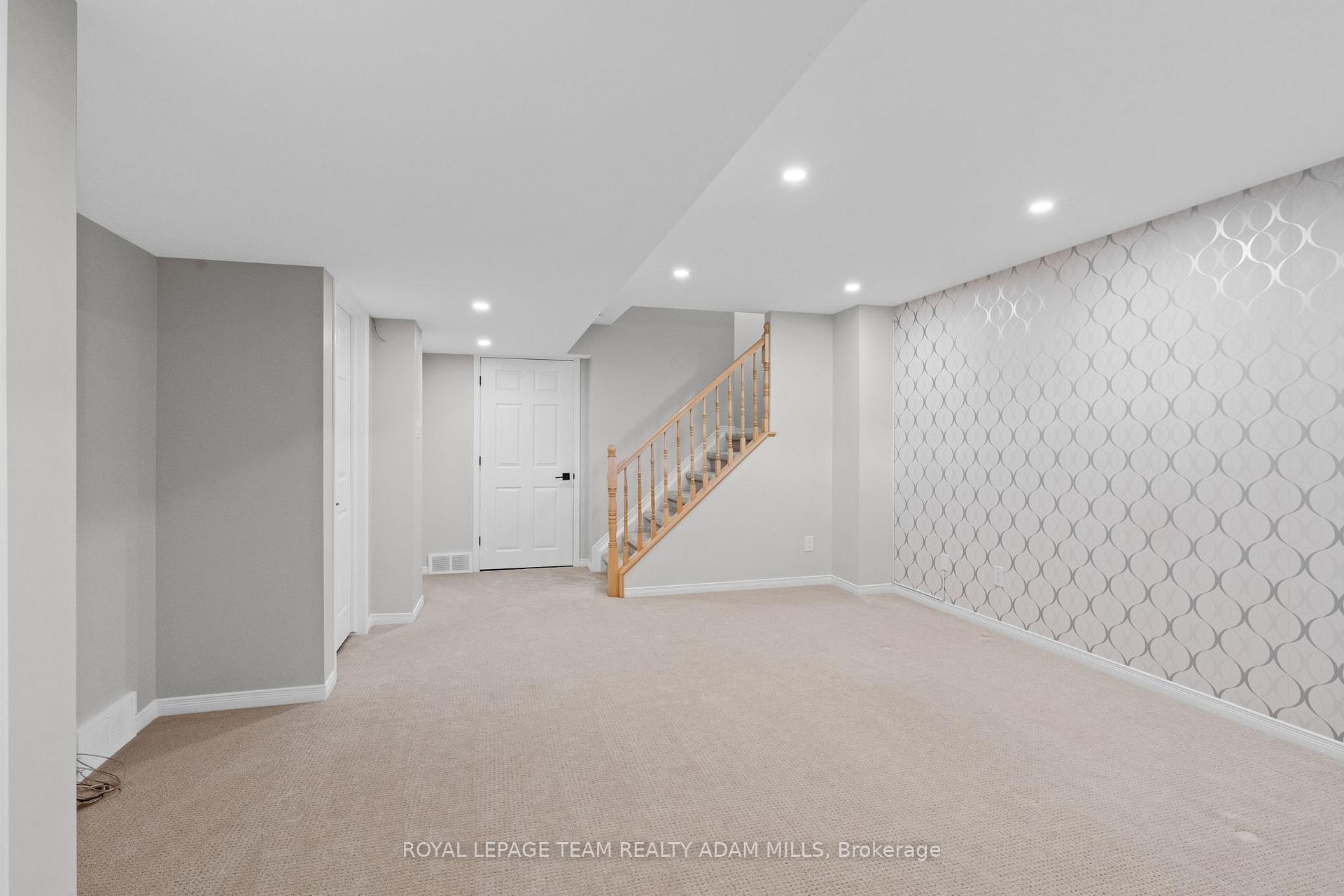 Photo 34 of 90 Hathaway Drive, Ottawa, Barrhaven East — HOMEH