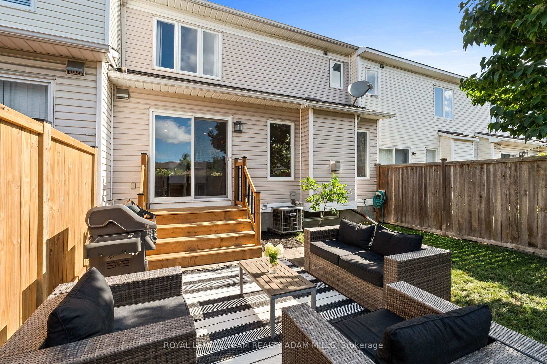 Photo 40 of 90 Hathaway Drive, Ottawa, Barrhaven East — HOMEH