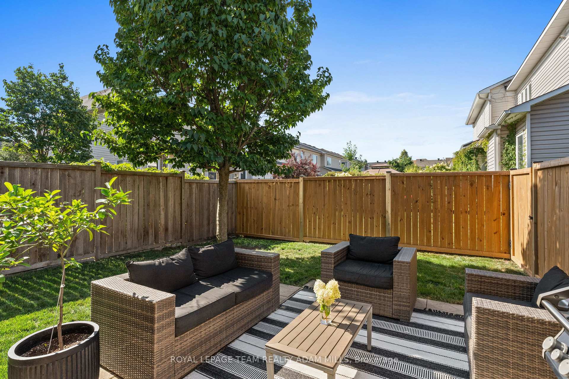 Photo 41 of 90 Hathaway Drive, Ottawa, Barrhaven East — HOMEH
