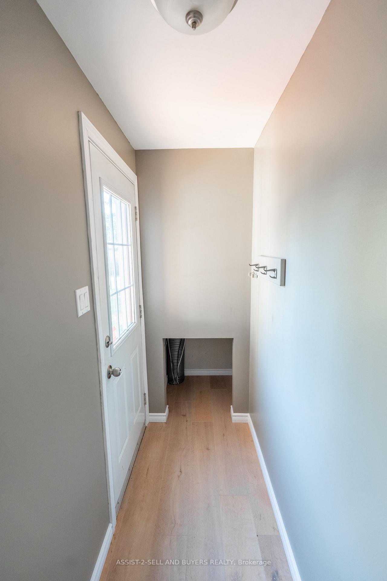 Photo 20 of 862 Dundee Avenue, Cornwall — HOMEH