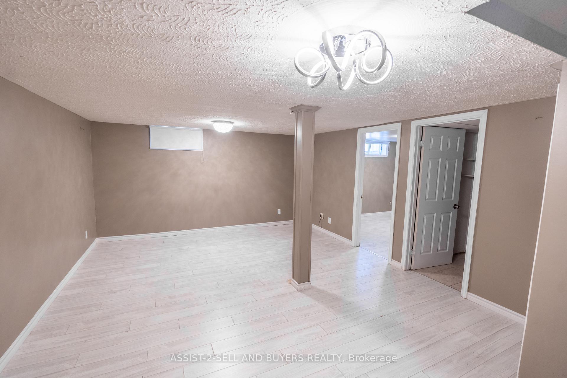 Photo 24 of 862 Dundee Avenue, Cornwall — HOMEH