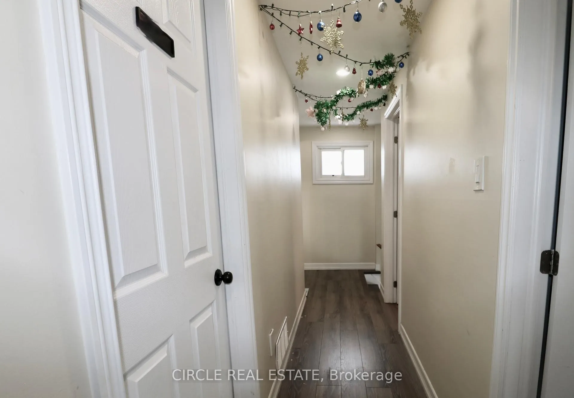Photo 13 of 14 College Crescent, Barrie, Grove East — HOMEH