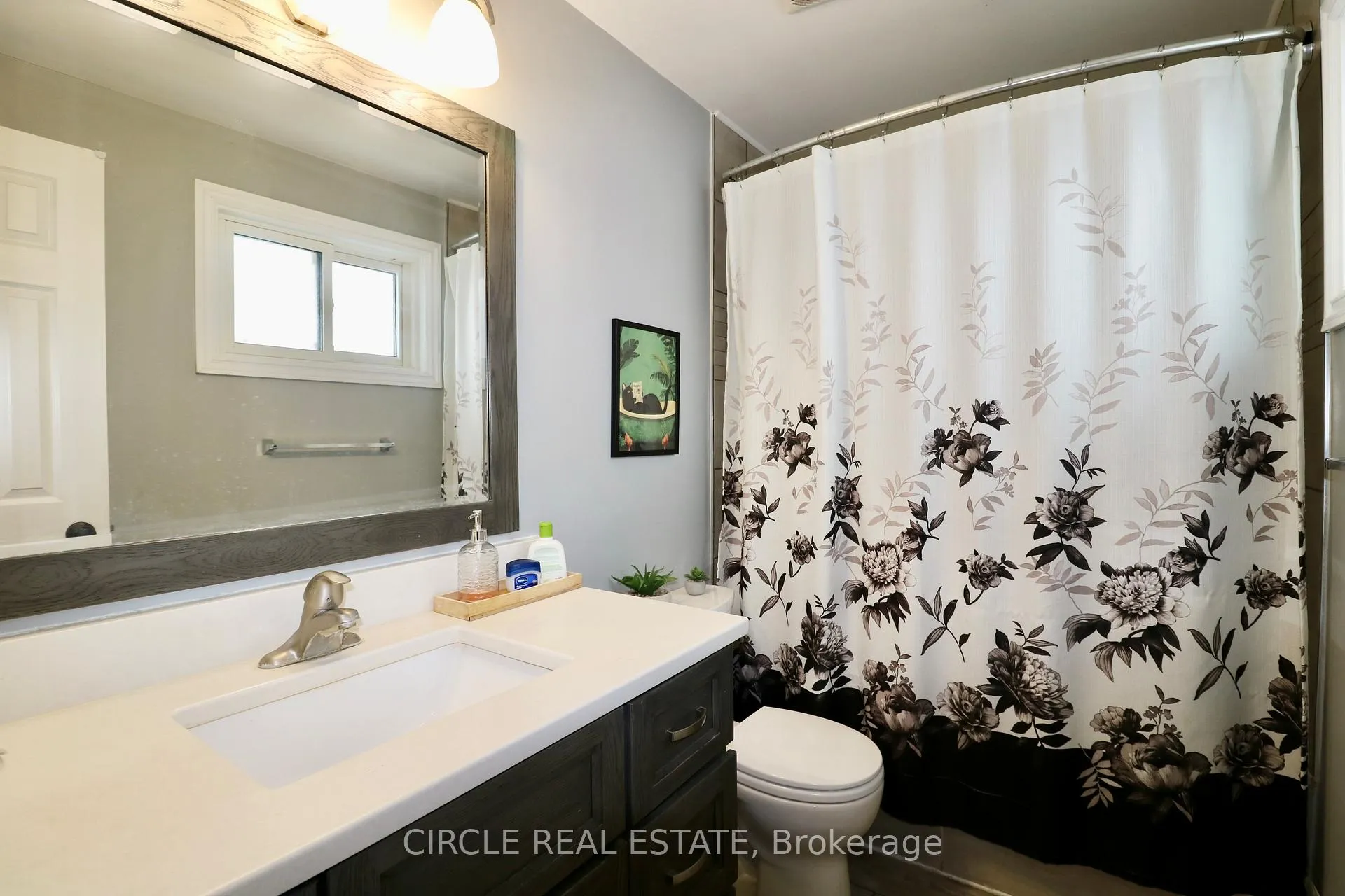 Photo 14 of 14 College Crescent, Barrie, Grove East — HOMEH