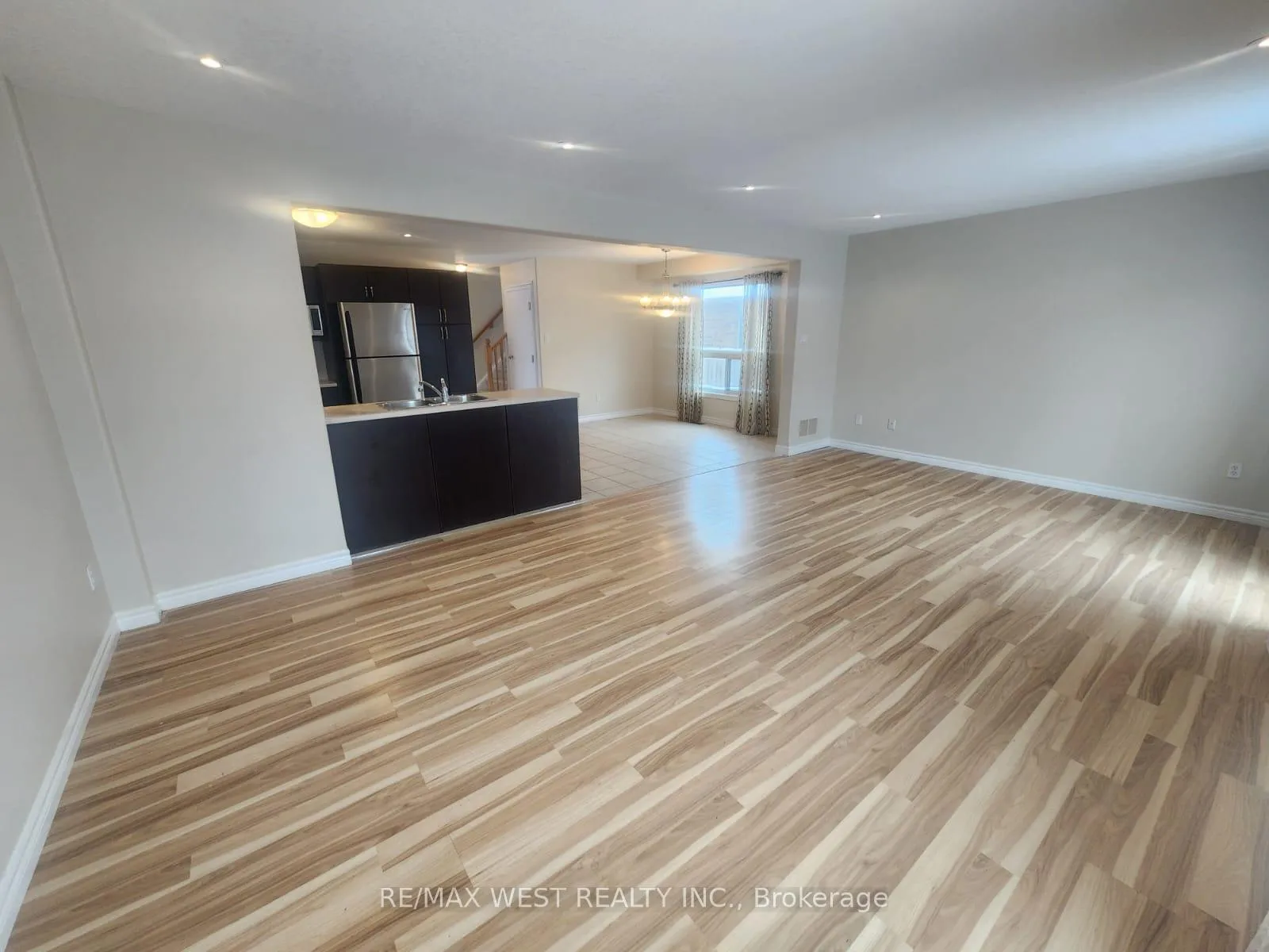 Photo 13 of 213 King Street S, New Tecumseth, Alliston — HOMEH