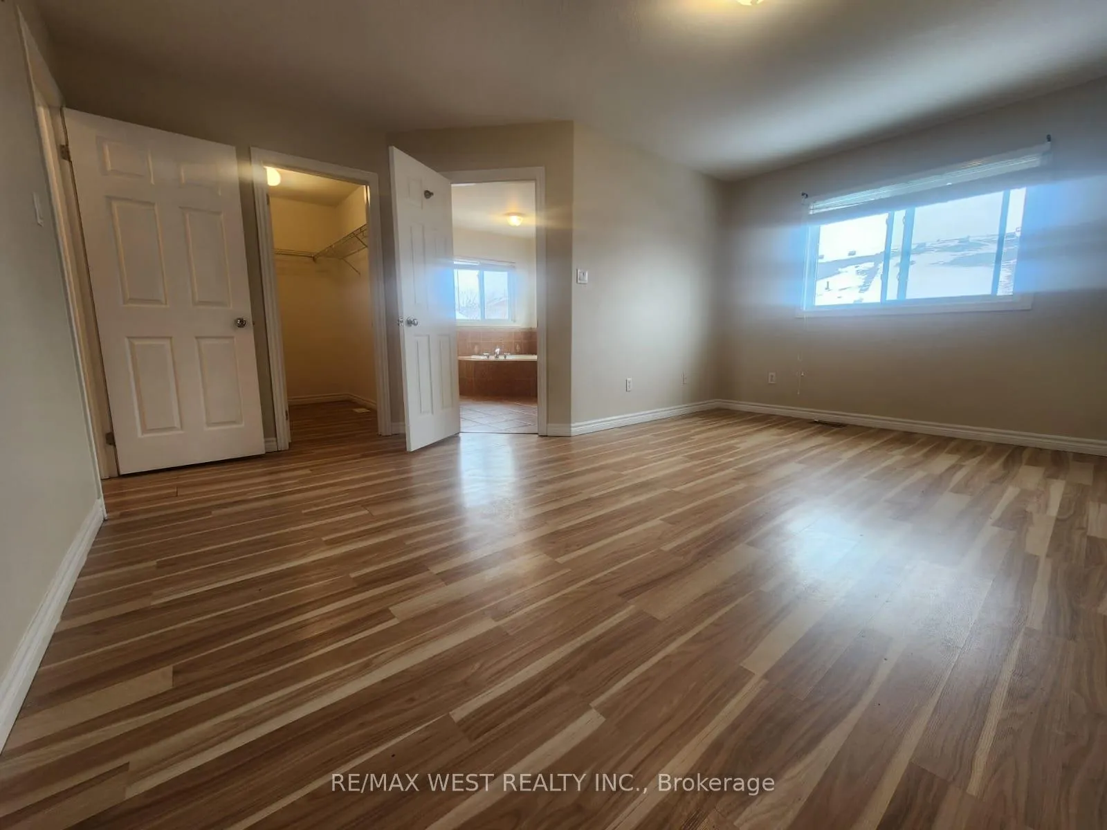 Photo 19 of 213 King Street S, New Tecumseth, Alliston — HOMEH