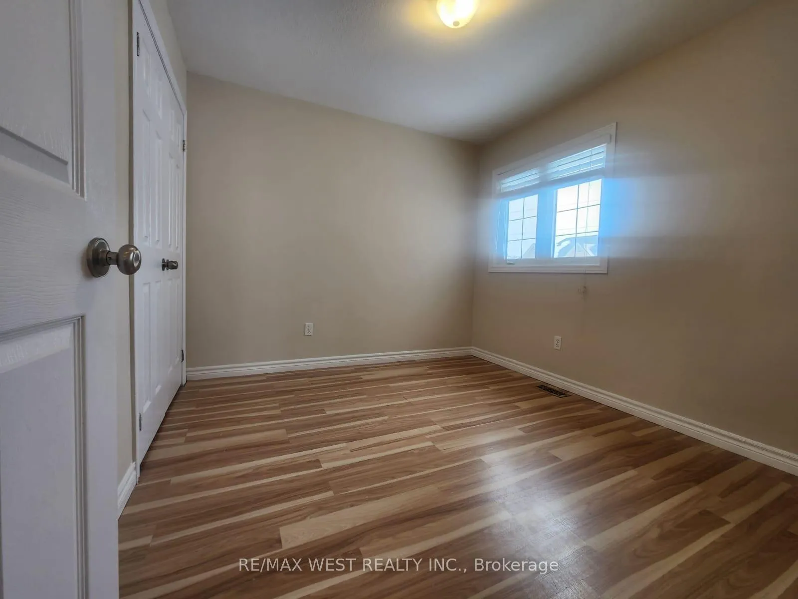 Photo 28 of 213 King Street S, New Tecumseth, Alliston — HOMEH