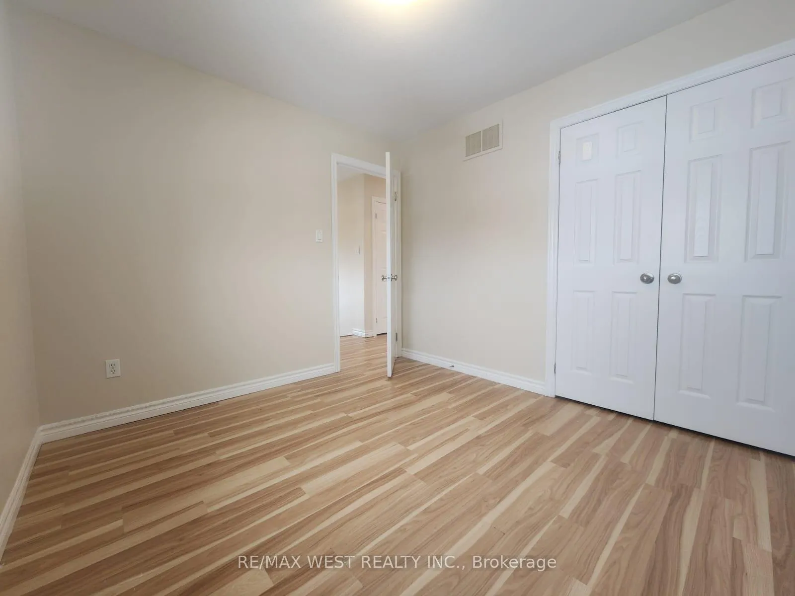 Photo 30 of 213 King Street S, New Tecumseth, Alliston — HOMEH