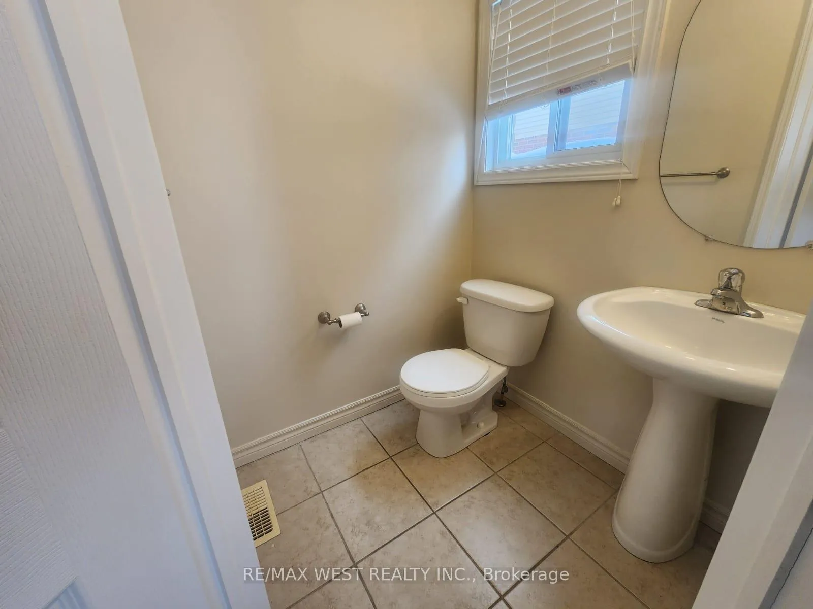 Photo 35 of 213 King Street S, New Tecumseth, Alliston — HOMEH