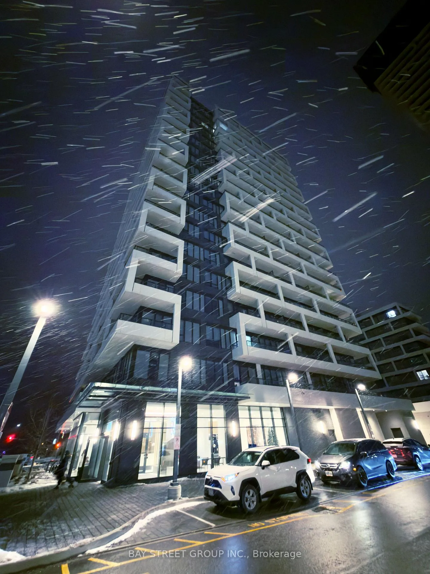 Photo 1 of Unit Ph07, 38 Water Walk Drive, Markham, Unionville — HOMEH