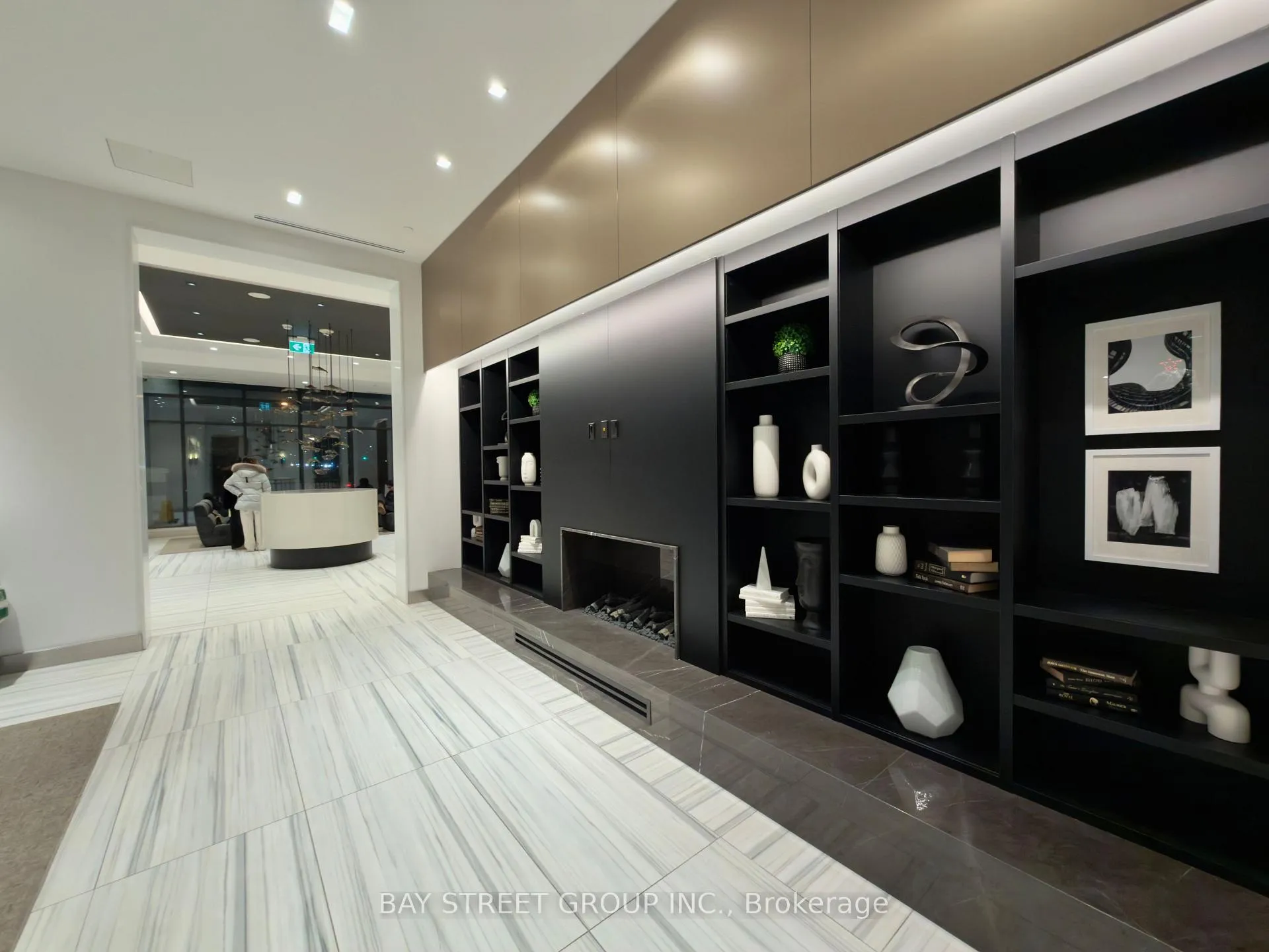 Photo 6 of Unit Ph07, 38 Water Walk Drive, Markham, Unionville — HOMEH