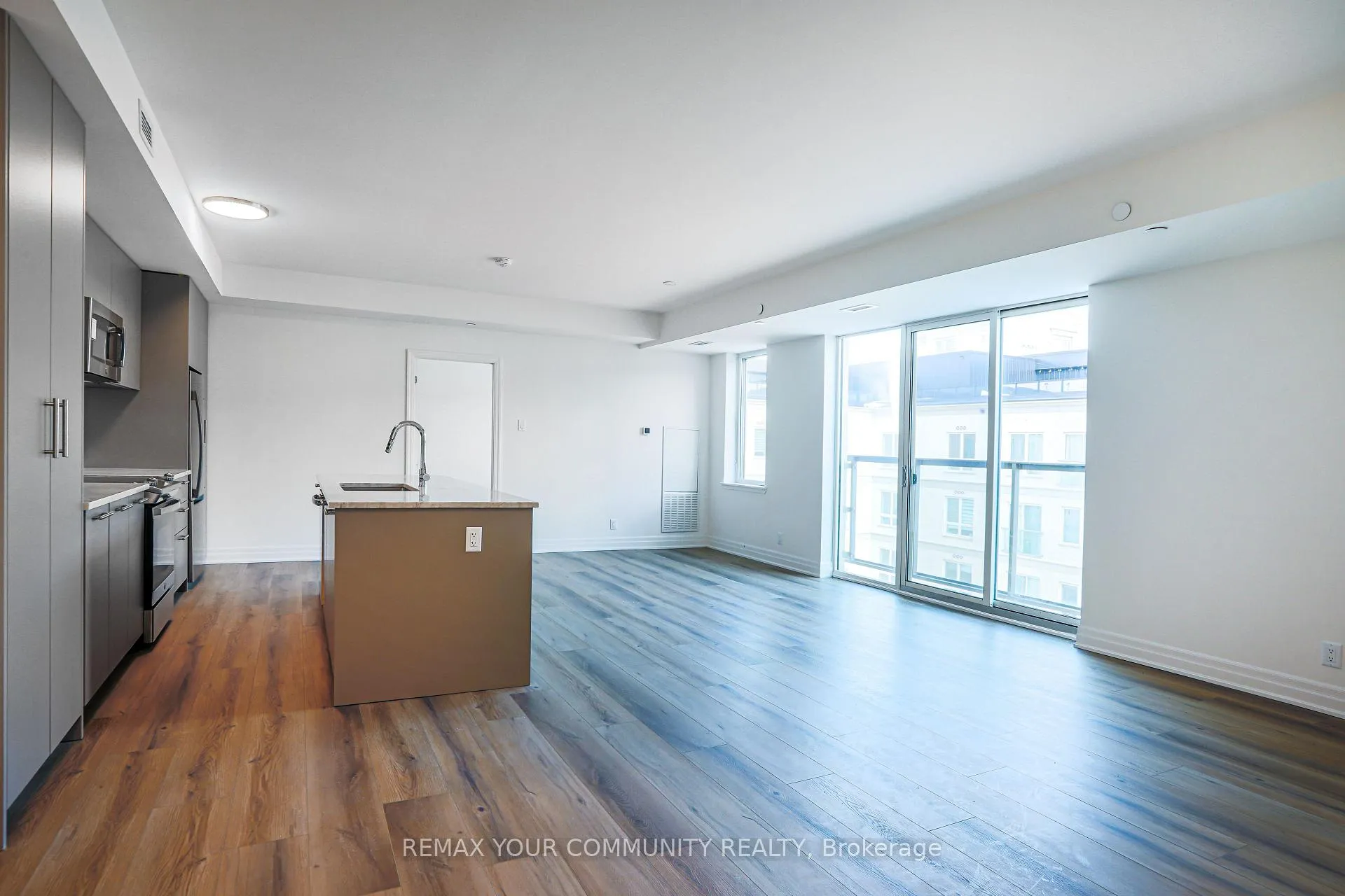 Photo 5 of Unit PH20, 101 Cathedral High Street, Markham, Cathedraltown — HOMEH
